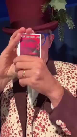 🎩✨ Mark your calendars, Alan’s bringing the magic to the Troy Victorian Stroll — don’t miss it! 🪄🎄
Alanedstrom.com
IG: @the_great_edstrombolli
BSKY: greatedstrombolli@bsky.social
#TroyVictorianStroll #HolidayMagic #TroyNY #Magic