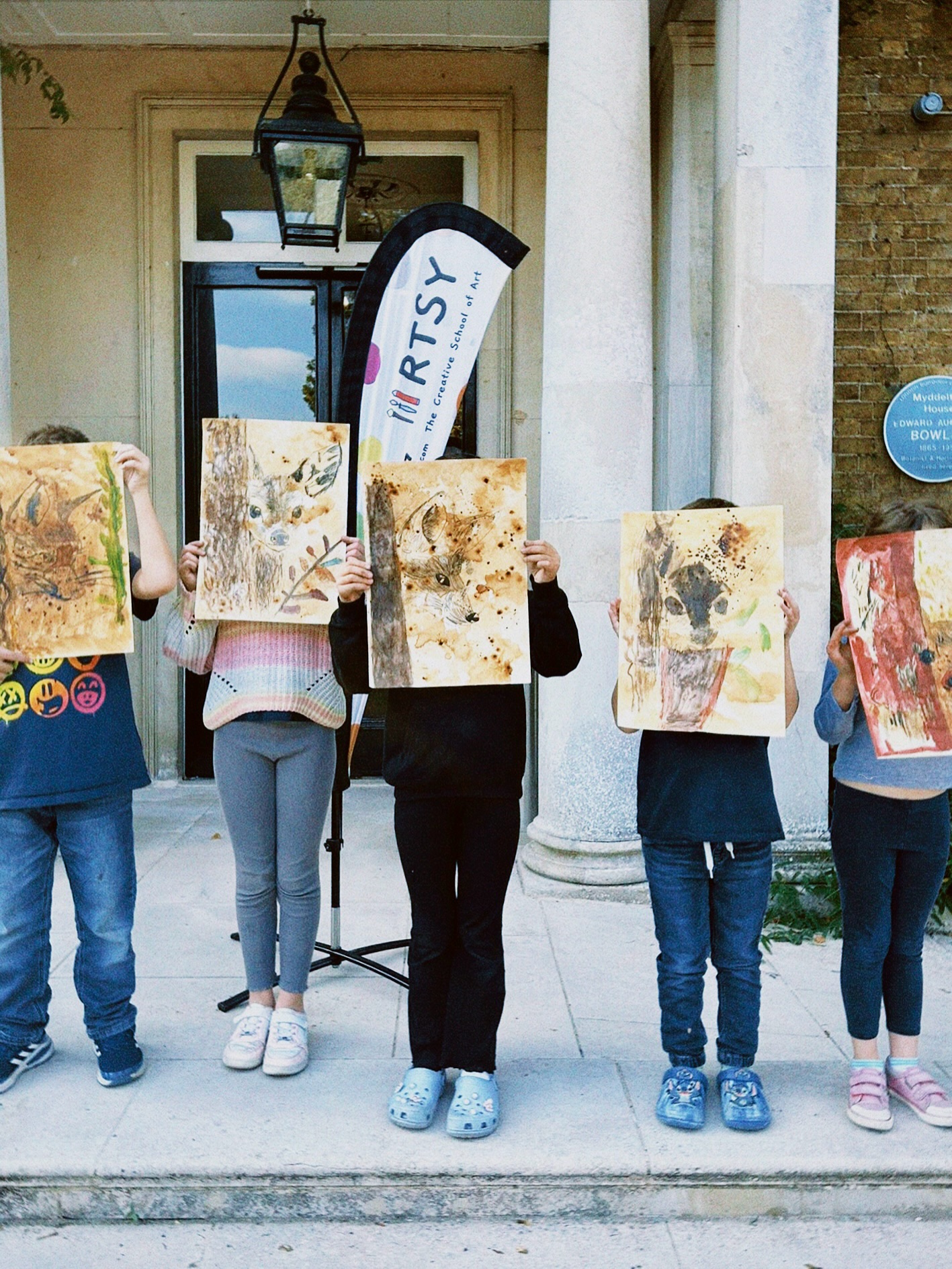 🍂🎨 Autumn has truly arrived at RTSY! Our little artists have been busy creating wildlife in the forest — using coffee-stained backgrounds, drypoint printing, and soft watercolour touches to bring hidden woodland creatures to life. 🦊🐿️🦉
Each piece is full of beautiful mark-making, autumn colours, and imagination — such stunning mixed-media work from our talented infants! ✨👏🏻
And with the clocks going back, we all got a little extra hour of sleep… the perfect gift for a cosy Sunday surrounded by art and autumn magic. ☕🍁💛
@enfieldonline
#rtsyart #kidsartclass #northlondonmums #enfieldmums #creativekids #weekendart #kidsinlondon #youngartists #arteducation #childrensart #miniartists #letkidscreate #artworkshop #londonfamilies #creativelearning #northlondonkids #artforkids #artmakesyouhappy #weekendartclub #enfieldlife #rtsythecreativeschoolofart #rtsy
