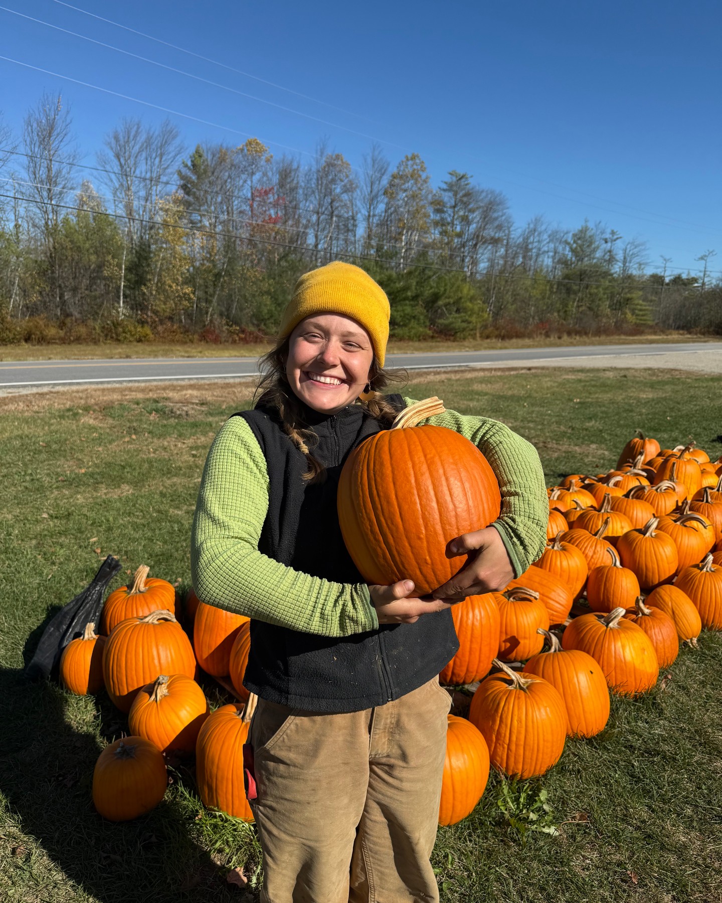 One more week! Last week to grab your pumpkins. Share with us your perfect pumpkin and tag us to spread the smiles #longviewfarmstand