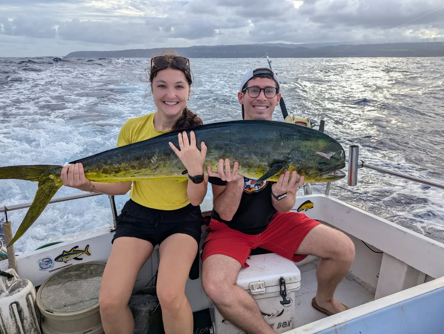 Pretty good Sunday funday spent on this half day charter! Flags raised an in early with tuna an mahi!
For charters check out:
Gofishoahu.com
haleiwafishingcharter #mahi #ono #northshoreoahufishing #northshoreoahu #northshore #hawaiifishing #fathersonfishing #oahufishing #oahu #lines #lures #rods #reels #bait #tackle #polebender #pelagicfishing #trolling #boattrip #bottomfishing #pelagic #freshfish #freshcatch #mahifishtacos #gofishoahu #luckylasshaleiwacharters