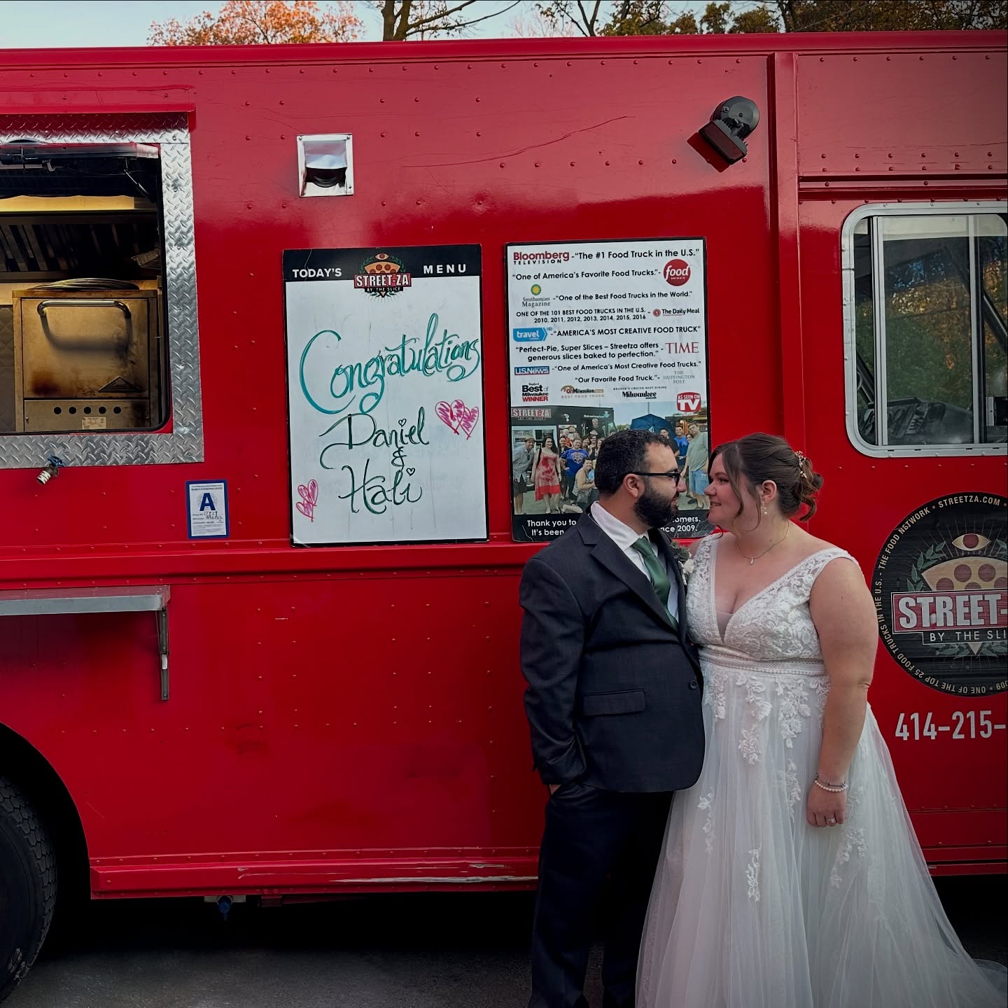 Congratulations to Daniel & Hali!! ❤️❤️❤️ Thank you for having us be a part of your special day! #wiwedding #milwaukeewedding #pizzawedding