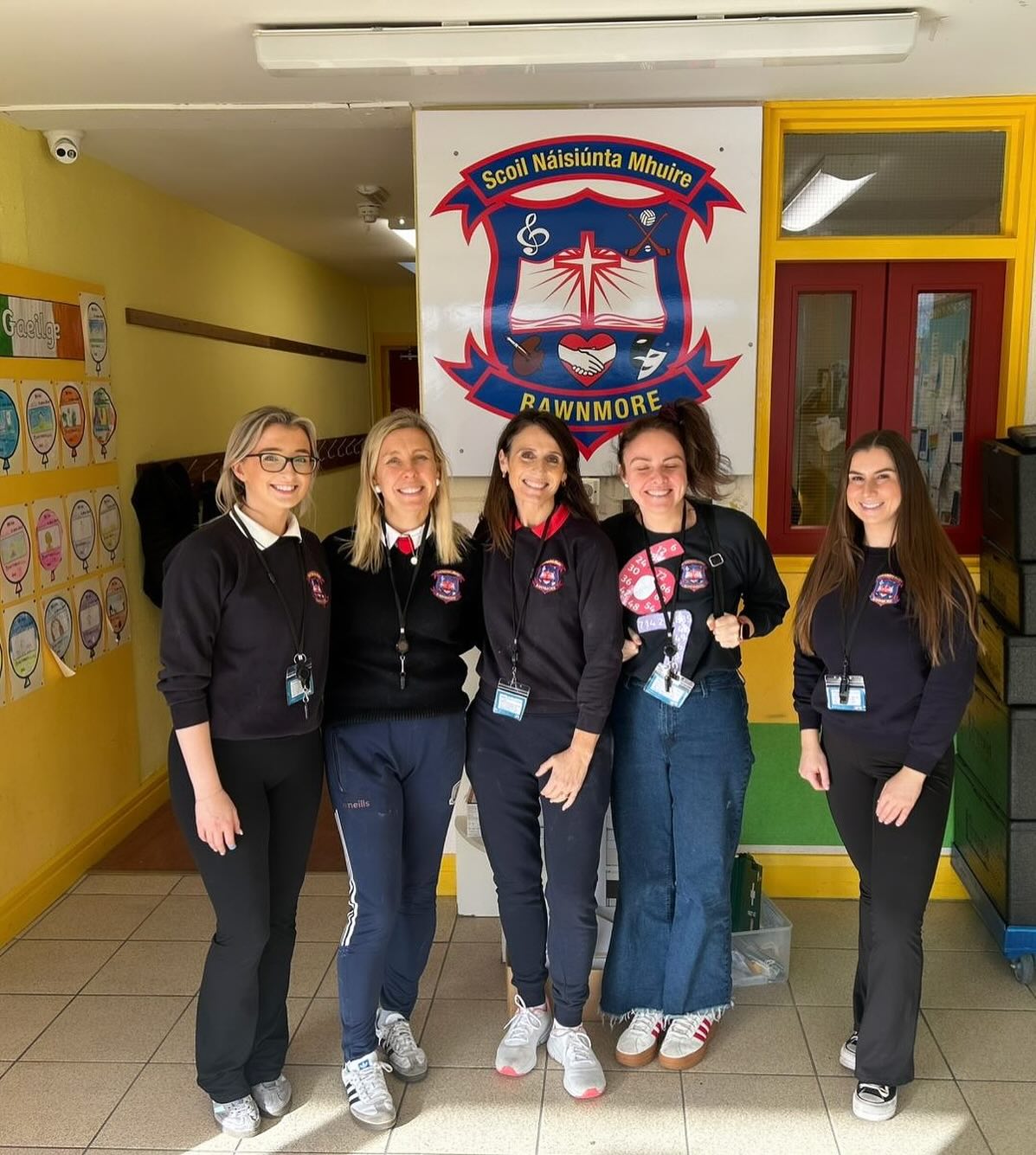 Teachers gone undercover! 🎒📚 Trying to blend in with the students… but the lanyards gave them away 😆