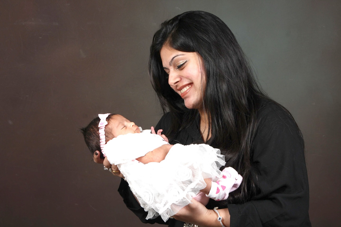 My daughter has been my greatest teacher and constant inspiration.
I don’t know if you came into this world because you had to or if you were sent just for me to hold you, cuddle you, and see the world through your eyes, finding everything as beautiful as you are.
Allah has sent you to me, my love. In moments when I feel like giving up, you become my hope. When I feel sad, you bring me happiness. When I feel alone, your presence completes me.
My biggest motivator, biggest chair leader, and biggest reason to stay stronger and keep going because I have you and I want to create a world for you that is yours ♥️
Looking through your pictures, I realize how much you’ve grown, bringing tears to my eyes. 😢
It feels like just yesterday when I held you for the first time, kissed your forehead, and hugged you tightly.
You made me whole. 🤱🏻
#messengers2025 #theanamnaeem #mydaughterismyworld