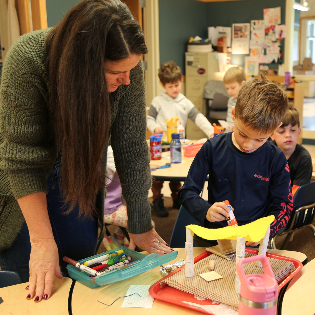 At #DukeSchool, assessment is more than a report card; it is a story of growth. During our Family–Teacher Conferences, families engage in narrative-based, portfolio conversations that offer a comprehensive view of each student’s learning journey. Teachers share observations, work samples, and reflections that highlight both academic progress and social-emotional development. In Middle School, students take an active role and eventually lead these conferences, demonstrating how Duke School places students at the center of their learning.
A friendly reminder: today (Oct. 29) is a half day of school and No School Thursday and Friday (Conferences). Details in Spark eNews.
