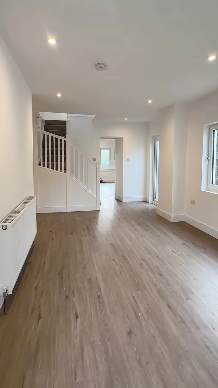 Auchtermuchty Renovation 🏠
This house was taken right back to the bare bones, new rooms formed, old wiring stripped out and everything rewired to suit the new layout.
5 bedrooms, 4 bathrooms, and 1 WC. Rewired solo🫣. It definitely came with its challenges but really pleased with how it’s turned out 👌🏻
Always satisfying seeing a full renovation come together like this one.
#electrician #glasgowelectrician #electrical #lighting #reno #renovation #rewire
