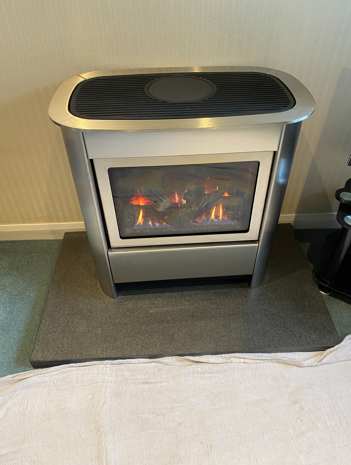 #spaceheater #gas #naturalgas #heating #scotland #autumnvibes #gassafe #annualservice #fire #gazco #baxi #snooker