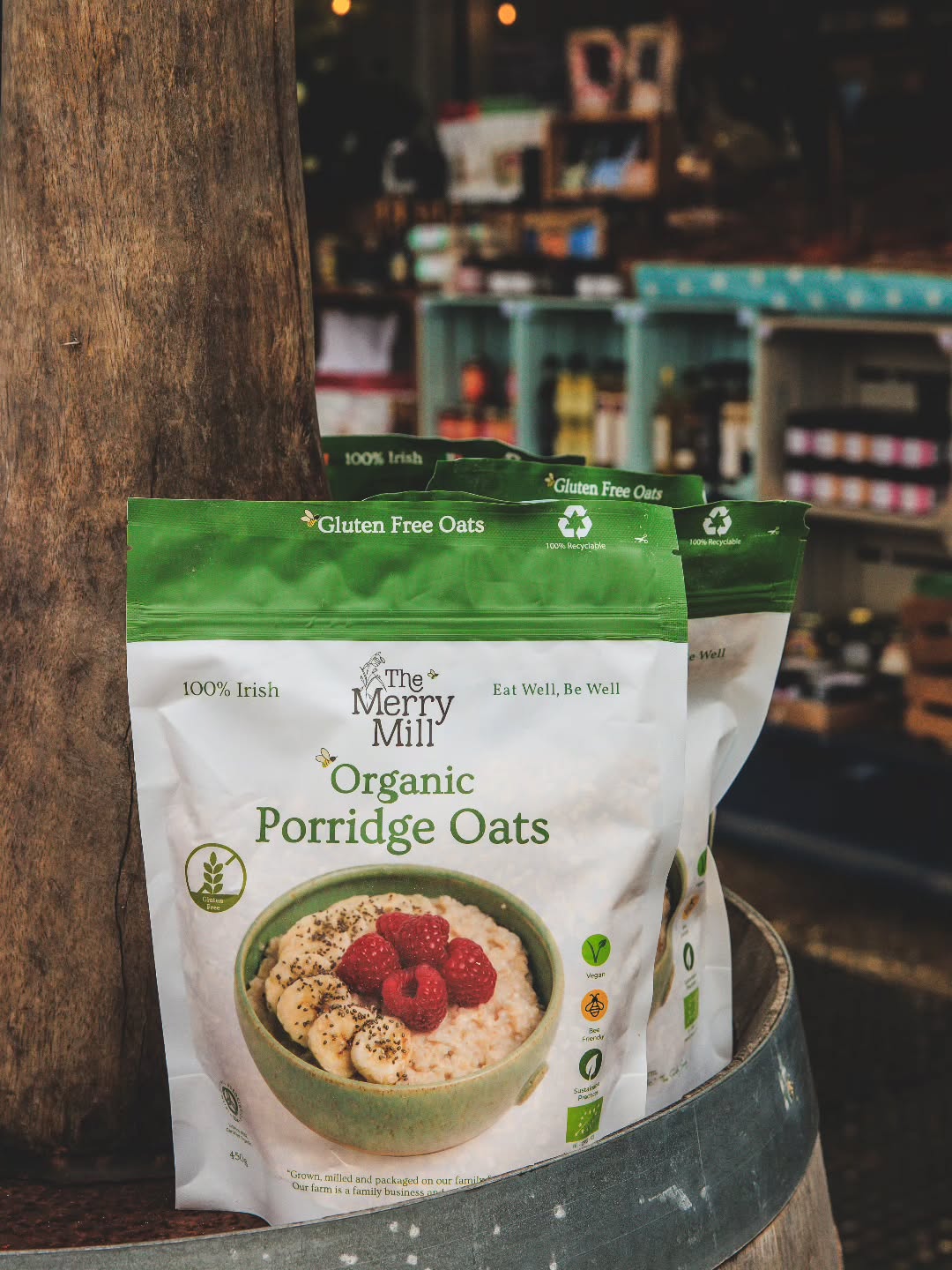 Enjoying another great day at @airfieldestate for the farmers market.
And also a fresh delivery from @themerrymillporridge ✨
#farmersmarket #airfield #shoplocal #shopirish