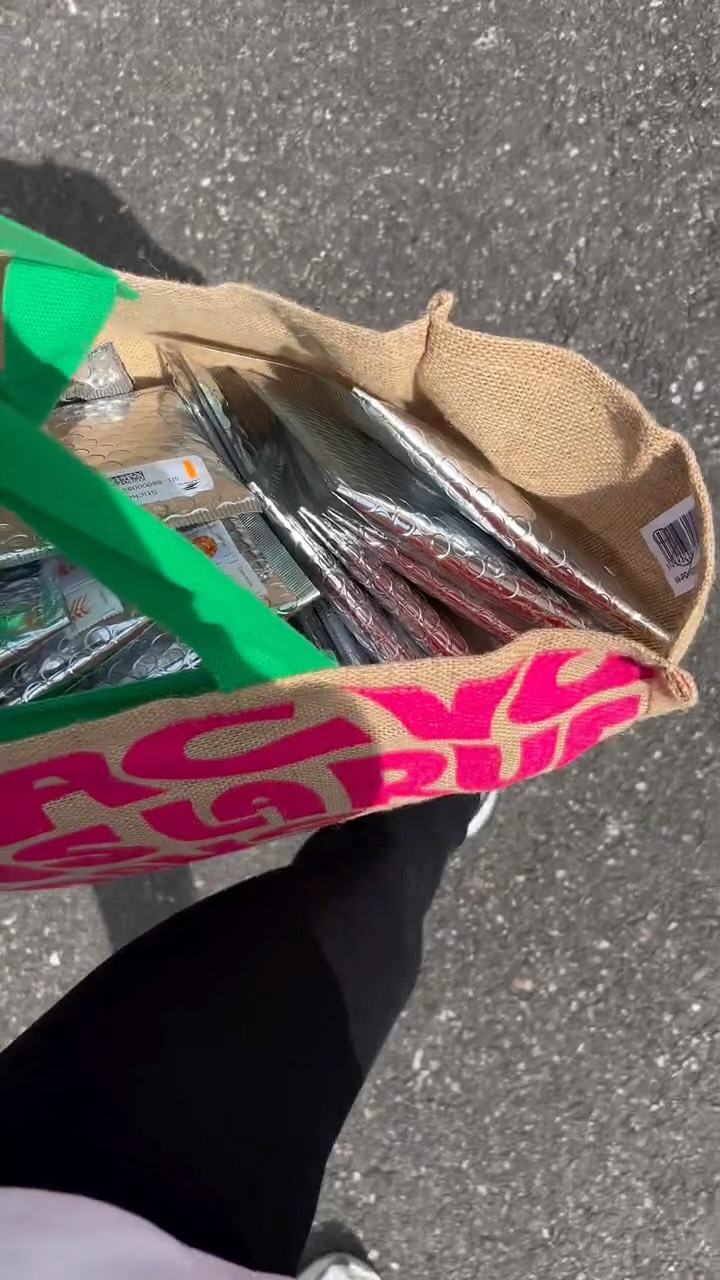 Le 2 juin 2022 je vendais mon premier collier sur Vinted, aujourd’hui vous êtes des dizaines à commander chaque jour 💌