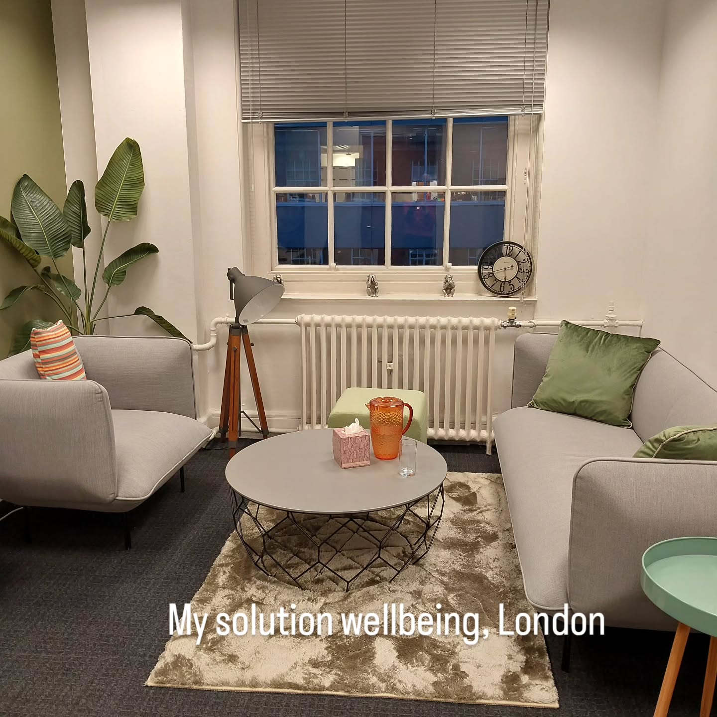 Getting ready for 2 clients tonight. #londoncounselling #MelanieSmithCounselling #mysolutionwellbeinglondon