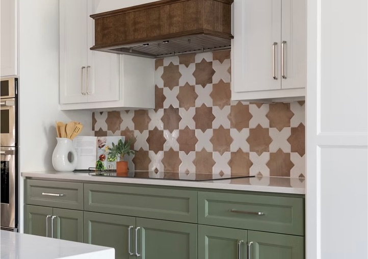 It all started with the backsplash... That crosshatch shape and mix of cool & warm tones guided the design behind this gorgeous kitchen reno. From there, the custom waterfall countertops created a second, beautiful juxtaposition of color. Every choice aimed for the perfect combination of modern functionality and artisanal European-inspired details.
Our Sage Hill project wasnât about following trends, it was about elevating the everyday. Ready to do the same with yours? đ¤
#homereno #designproject #dreamkitchen #interiors #homeinspo #backsplash #dallasdesign #dallashome #designlifestyles #behindthedesign #sagehill #after