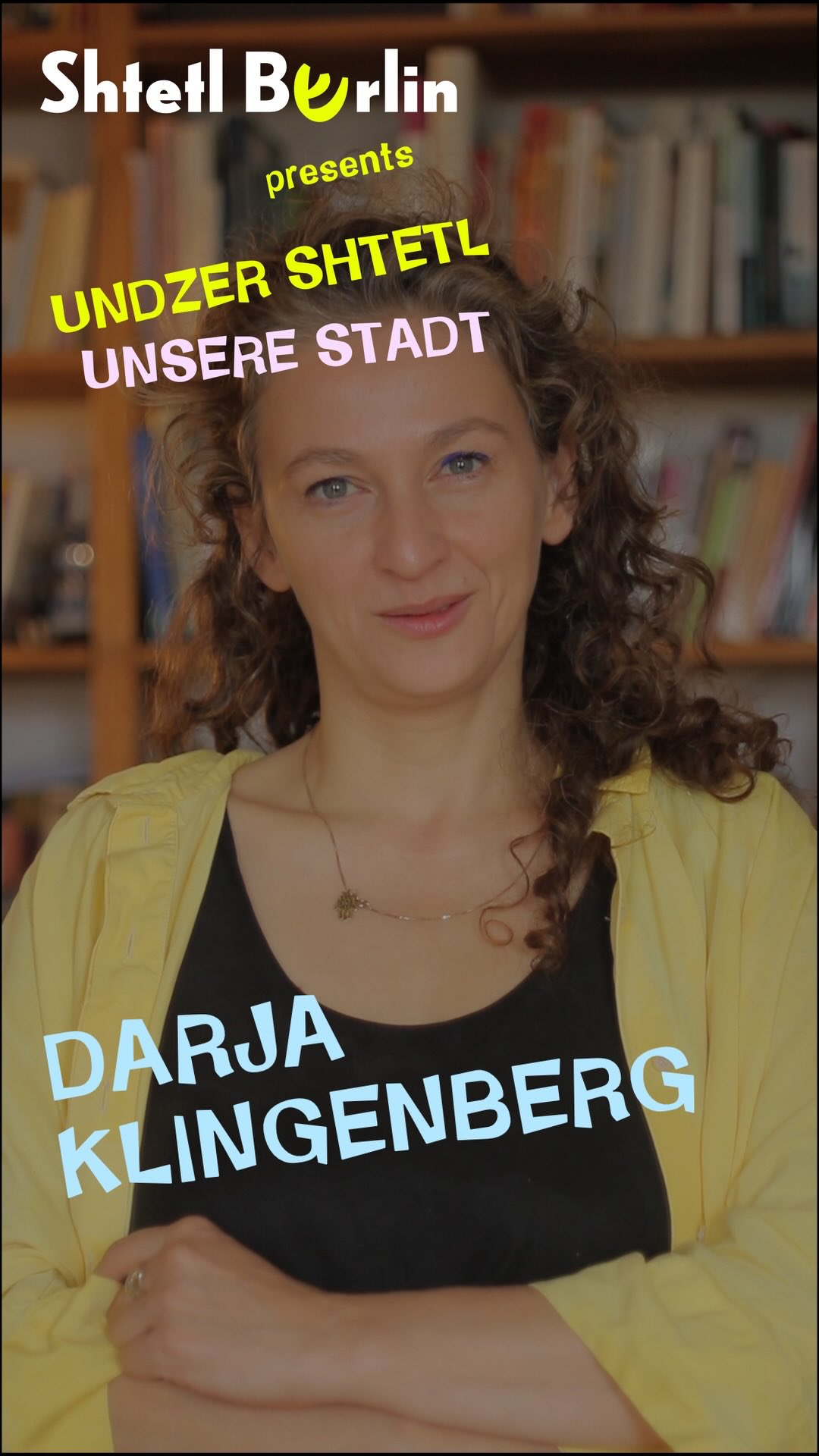Darja Klingenberg @derridascha is a scholar learning and teaching about Russian and Ukrainian Speaking Jewish and Non-Jewish migrants in Germany, German memory culture and feminist materialist theory. Visit www.darjaklingenberg.net/ for more info.
Who else lives in our Shtetl?
Follow @shtetlberlin and come to our events to discover the diverse community of people creating Yiddish culture in Berlin.
Videos: @magdalenahutterfilm
Idea and production: @cowboyhasid
Created as part of the project ‘Undzer Shtetl, Unsere Stadt’ supported by the Aktionsfonds gegen Antisemitismus, Senatsverwaltung für Kultur und Gesellschaftlichen Zusammenhalt.
#shtetlberlin #yiddish #yiddishlanguage #yiddishkeit #yiddishmusic #klezmer #JewishCulture #ShtetlBerlin #BerlinEvents #KlezmerJam #LiveMusicBerlin #MusicBringsUsTogether #BerlinCulture #BerlinNights #BerlinCommunity #WorldMusic #CulturalHeritage #KlezmerSpirit #YiddishSoul #ShtetlVibes #westberlin #eastberlin—> for more info visit www.shtetlberlin.com & Darja Klingenbergs website www.darjaklingenberg.net/