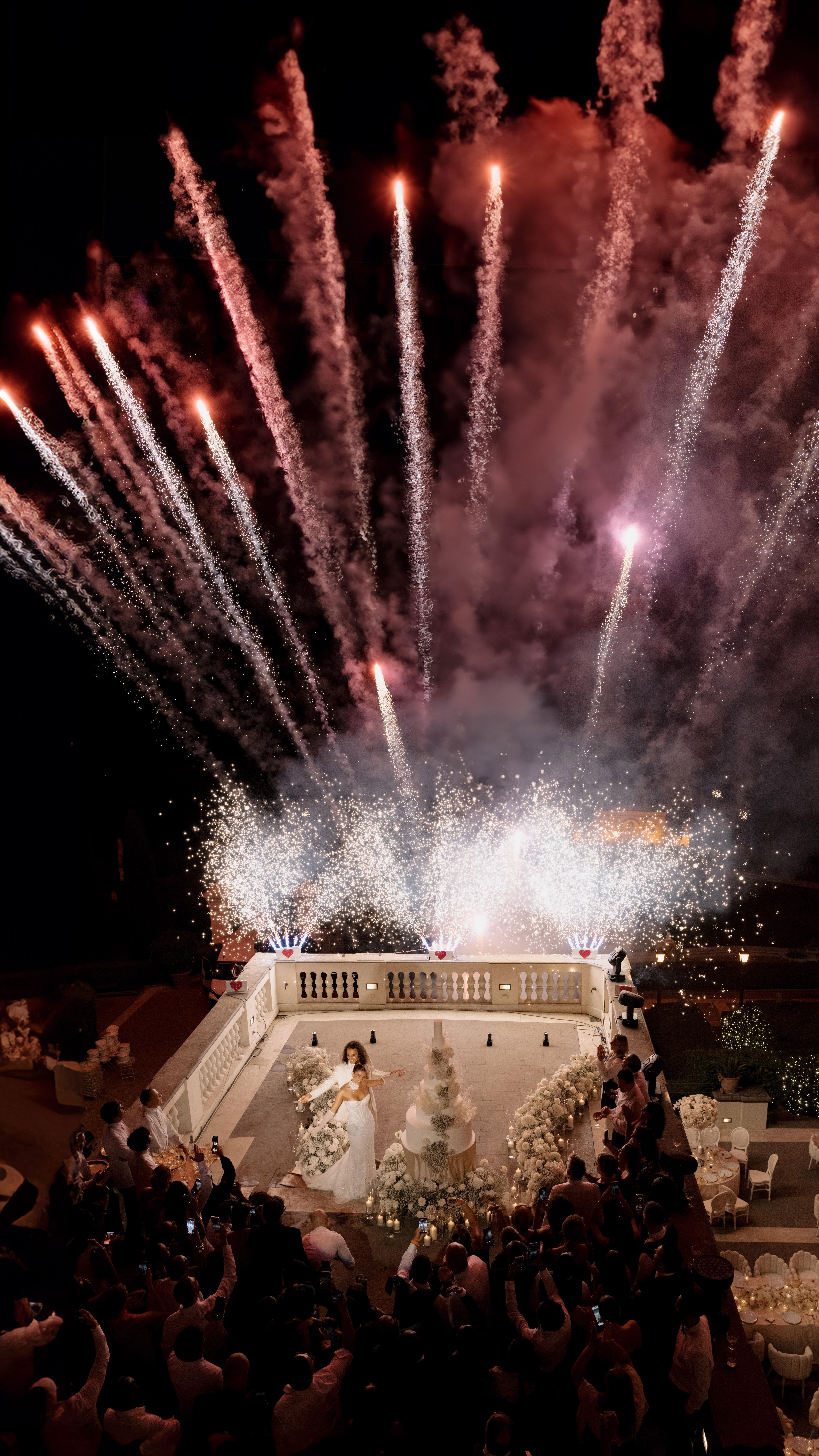 One world. Endless Airplay moments.
Editing by @aurastudioparis
#eventproductions #eventproductionshow #airplayexperience #wedding #lifestyle #entertainment