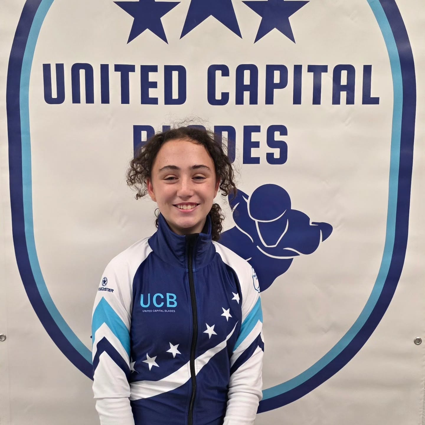 Our star ladies are ready for a great season! βοΈβοΈβοΈ #united #UCB #speedskating @cnroadstar