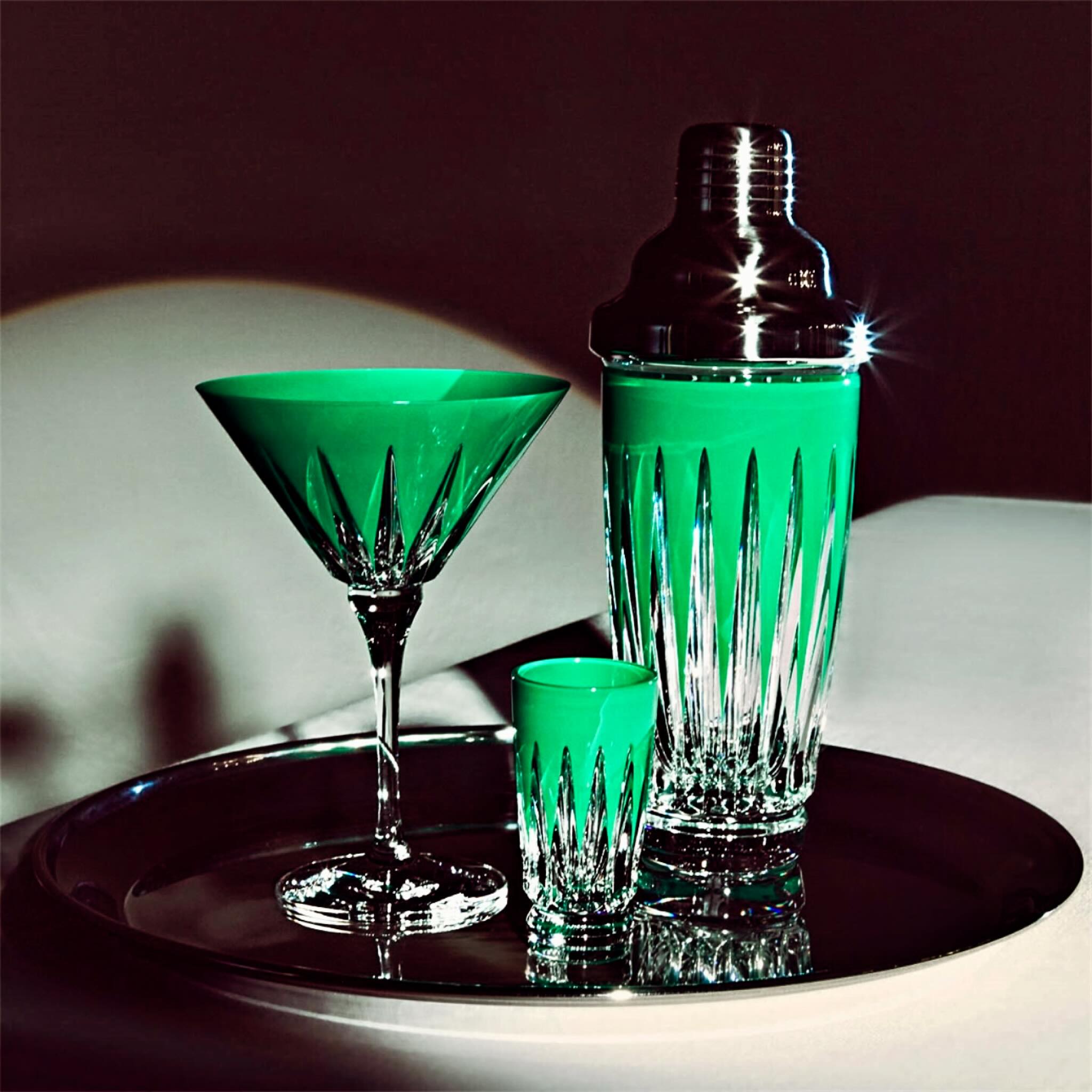 Ooooh! ‘Firework New Year Collection’ by WATERFORD CRYSTAL 💚
Stunning rich opaque green hue, signature linear cuts and new in box. Can’t get any better.
Online now…
SOLD Shaker & martini glasses