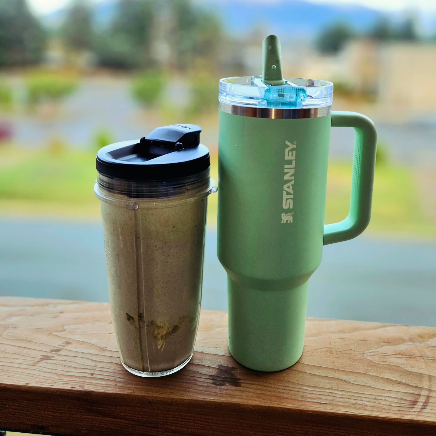 Stay hydrated ! Start your day with a Stanley . Come by and check out our new display of Stanley flip lids. Guaranteed not to spill and great for on the go 😎
#nuggetalaskanoutfitter #NAO #Stanley #shoplocal #alaskaowned