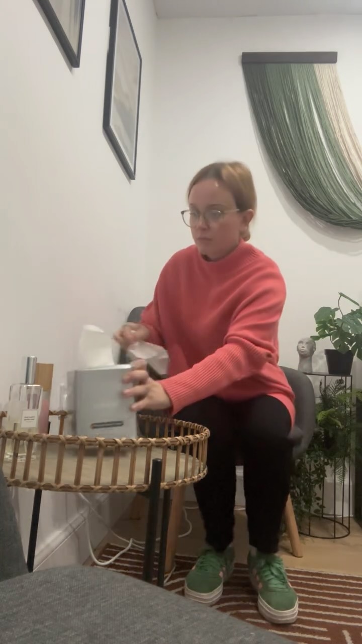 Monday reminder: you donât need a 12-step morning routine, a colour-coded planner, or a burst of motivation.
You just need to keep showing up â even if itâs messy or minimal today.
Whatâs one small thing youâll do today that your future self will thank you for?
#psychology #psychologist #selfcare #mindfulness #habithack #habitformation #edinburghpsychologist #selfdevelopment #healthyhabits #psychologytips