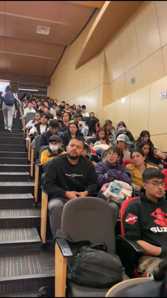 ¡Egresado y egresada, una vez UD, siempre UD!
La UD es de todos y todas y sus egresados deben ser protagonistas en construcción de conocimiento, investigación e innovación, así como más partícipes de las decisiones de nuestra UD.
Somos #CreemosEnUD. Una rectoría de puertas abiertas y de gestión para toda la comunidad educativa.
Apoyamos este jueves 30 de octubre votando 🗳en la Consulta Universitaria, marcando en el tarjetón el 02.*