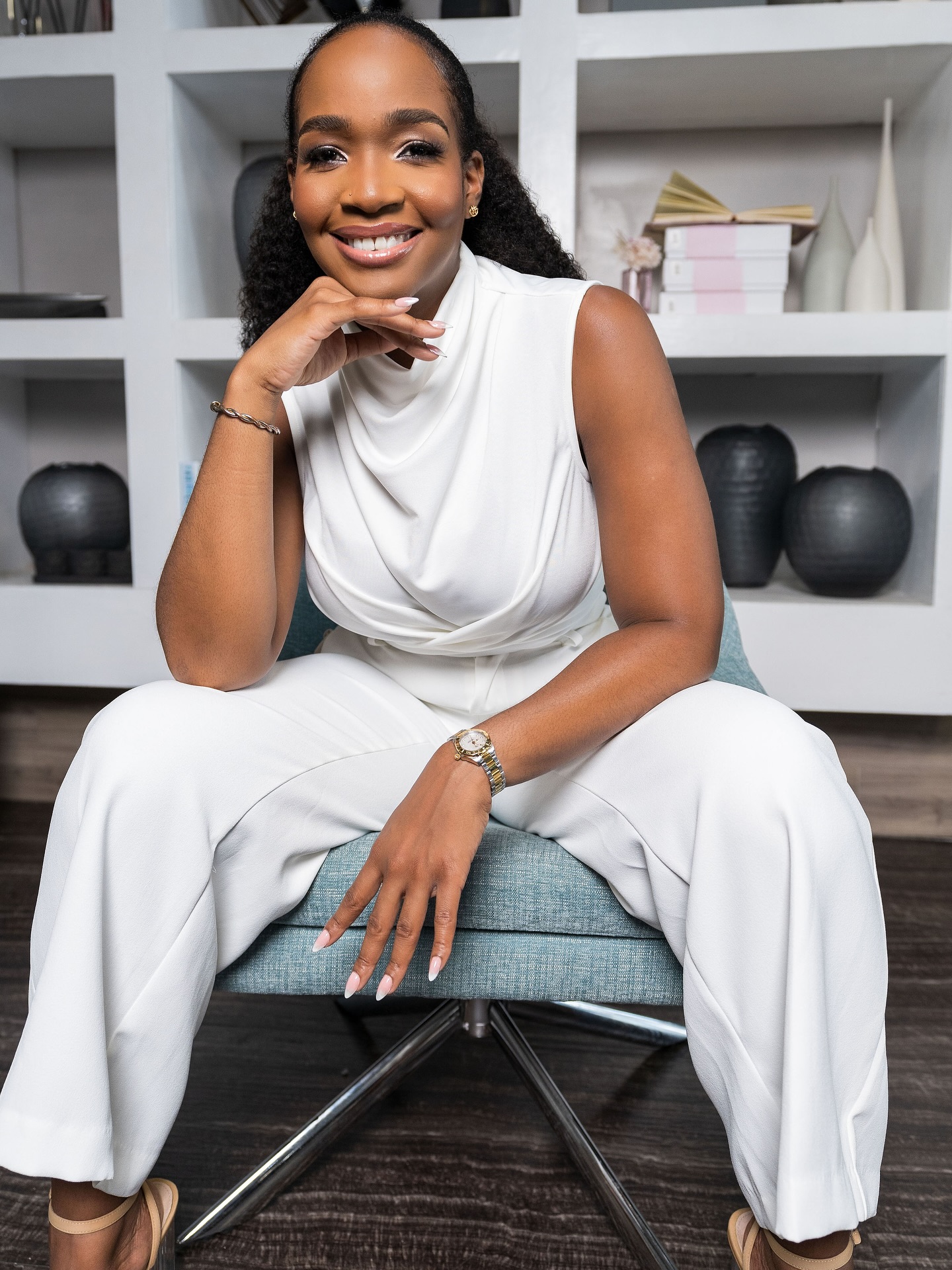 #HappyAnniversary 🤍
What started as a leap of faith has grown into something steady, strategic, and deeply fulfilling.
Building @thomas.apr from vision to reality has been the most refining experience of my life and has taught me so much about myself.
Here’s to the next chapter of leading with purpose, clarity, and courage. ✨
#ThomasAPR #CaribbeanPRAgency #CEO #BusinessWoman #Leadership #Barbados