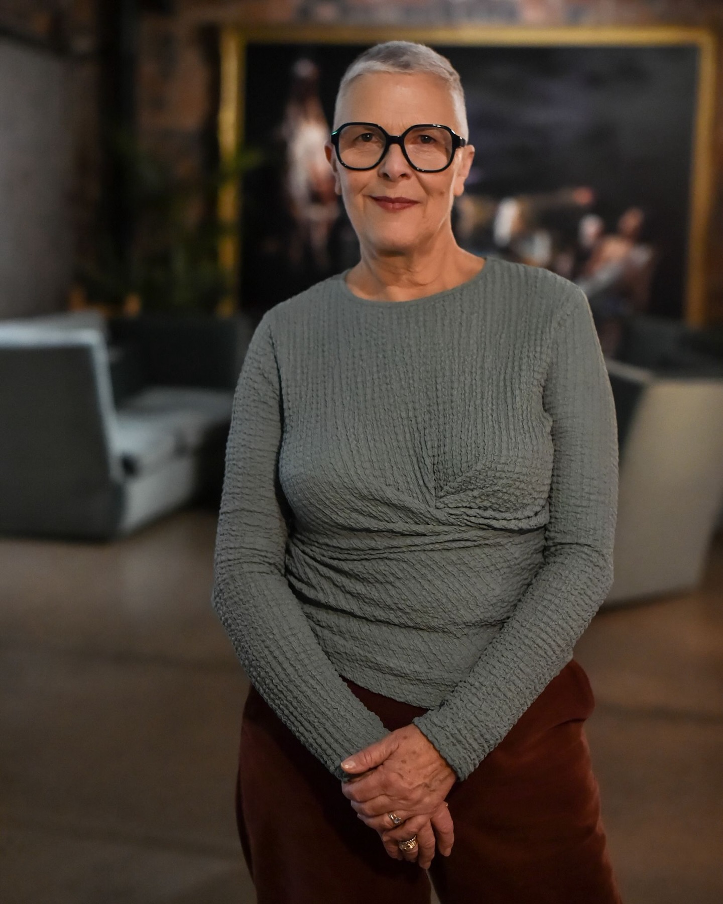 You are here to shift something, in a very specific kind of people.
Only your work will hit them that way.
So stop hiding.
.
♥️🧡
So many of you tell me how icky it feels to show up for your business.
How you don’t want to sound “salesy,”
and how hard it can be to just be visible.
Every time you feel that resistance, come back to your purpose.
If you run a purpose-led business, showing up isn’t optional, it’s your duty.
Because when you show up,
the right people can finally find you.
And when the right ones find you, they are ready to receive the transformation you’re here to bring into their world.
So, stop hiding…
♥️🧡
Ps- Comes without saying, I am here to help you feel seen, just a click and a phone call away (the other way around).
@lo_lacigale J’espère que tu ne m’en veux pas d’avoir utilisé ton portrait pour ce post je l’adore, tu es magnifique.
#brandsoul #shiftsomethingstophiding #purposeledbusiness #authenticmarketing #magneticbranding #brandenergy #soulinbusiness #visibilityjourney #creativeentrepreneur #brandalchemy #magneticbrand #soulinframe #beunapologeticallyyou #purposeoverperfection #authenticpower #alignedbranding #leamingtonphotographer #warwickshirephotographer #birminghamphotographer #londonbrandphotographer #ukbrandphotographer #personalbrandinguk #midlandsphotographer #leamingtonspa