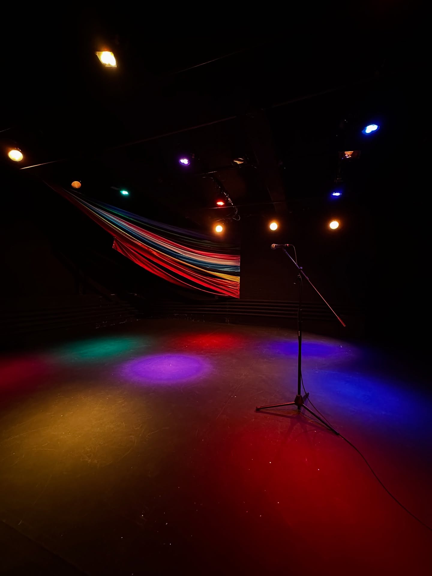 Thank you to everyone who came out to QUEERGAMSO: A Coming Out CUIRnaval this past weekend! We had an incredible time queering out with you all and celebrating National Coming Out Day in true INTAR fashion.
Huge shoutout to all the amazing performers who made the night unforgettable! 🏳️🌈🎭
Also big thanks to @ardesiawinebar , @thebronxbrewery , @amctheatres , @fuerzafestofficial , @hispanic_federation and Nidia for donations!
First and last photo creds 📸: @lennyslens