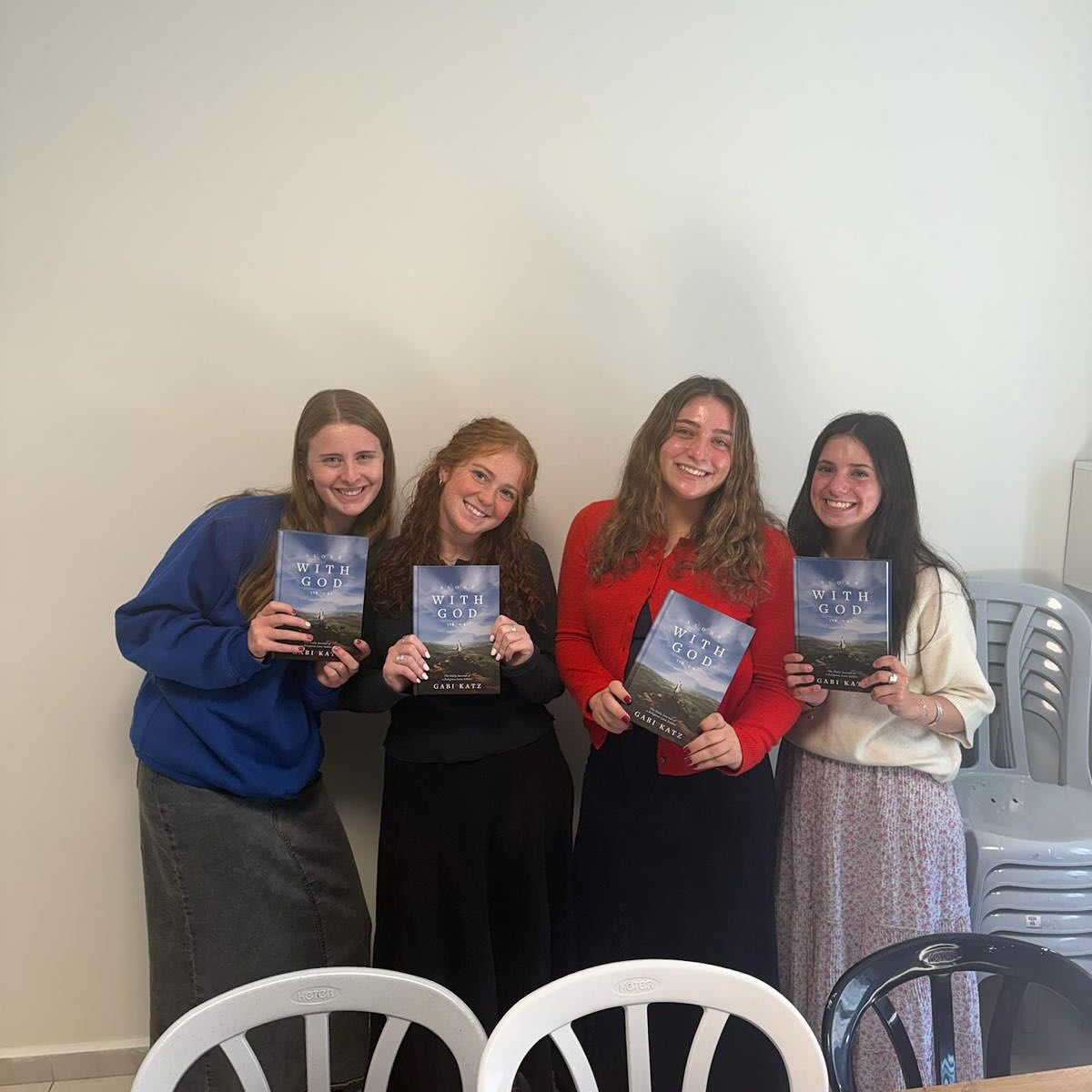 Grateful for the opportunity I had to speak at MTVA and Amudim, sharing insights from my book and a personal story from my time in reserves.
It’s always incredible to see how these moments spark reflection and meaningful discussion about resilience, identity, and service.
Thank you to both seminaries for the warm welcome and thoughtful engagement!