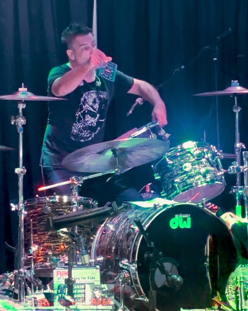 Huge shout out to @richredmond Amazing clinic @guitarcenter last weekend Brentwood Tennessee Sharing #drumdots with everyone. Appreciate all the ❤️⚪️⚪️ And special thx to @cathyp2323 for repping drumdots More to come 😊⚪️ #drumdotsArtist #controltheringkeepthetone