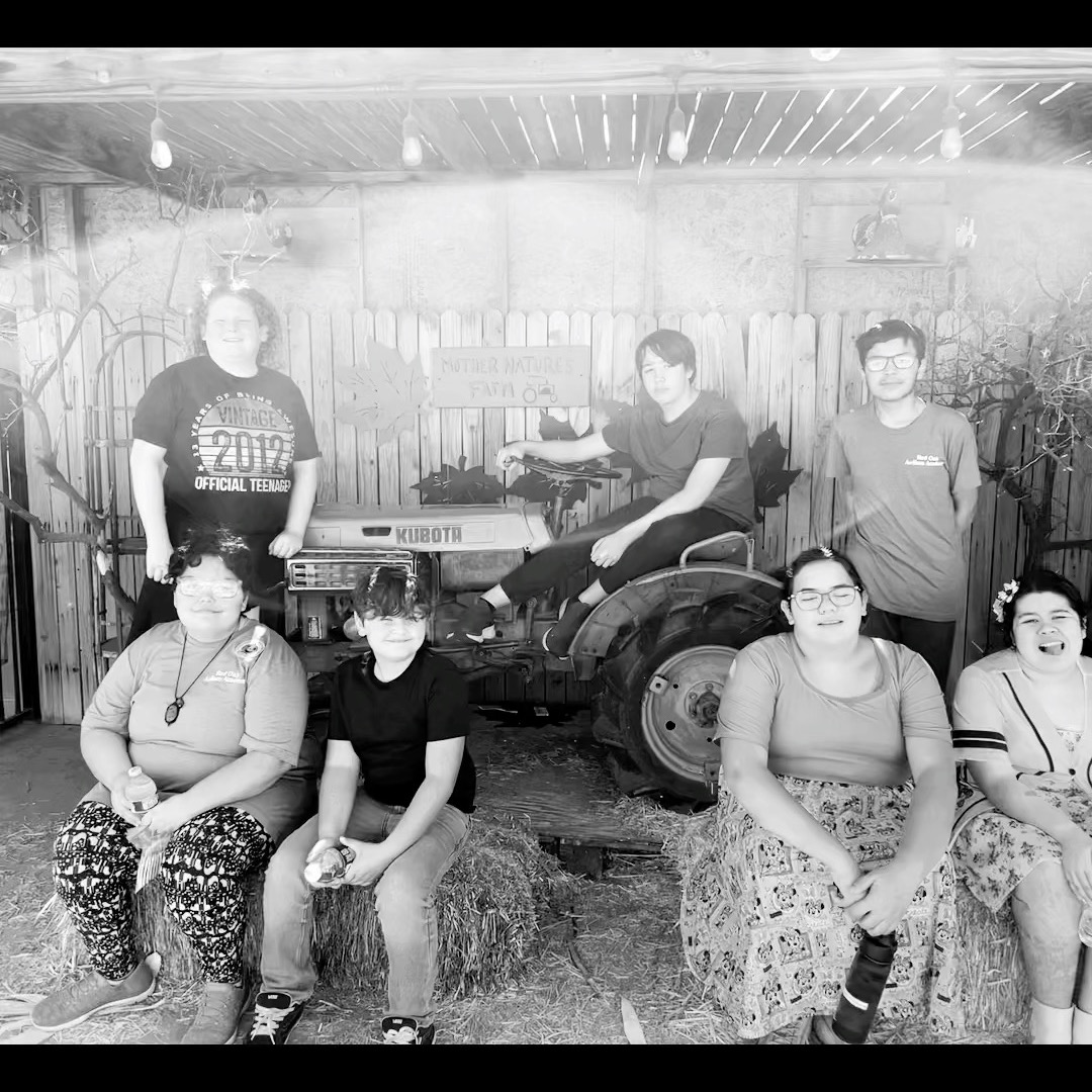🌾🍁 Red Oak Autism Academy Annual Mother Nature Farms Adventure! 🍂🐷
Hold onto your hay bales — Mrs. Rosie’s Middle & High School crew took over Mother Nature Farms today! 🚜💨
From corn mazes to pig races, we conquered it all (and maybe a few pumpkins tried to come home with us 🎃😄).
There were giggles, goats, and a lot of “ewws” when we got up close with nature! 🐐😂
Big shoutout to our amazing students for bringing their best farm energy — and to Mother Nature for giving us the perfect dose of sunshine and silliness. ☀️💚
Until next year, the farm will never be the same after Mrs. Rosie’s class came to town! 🤠🐄