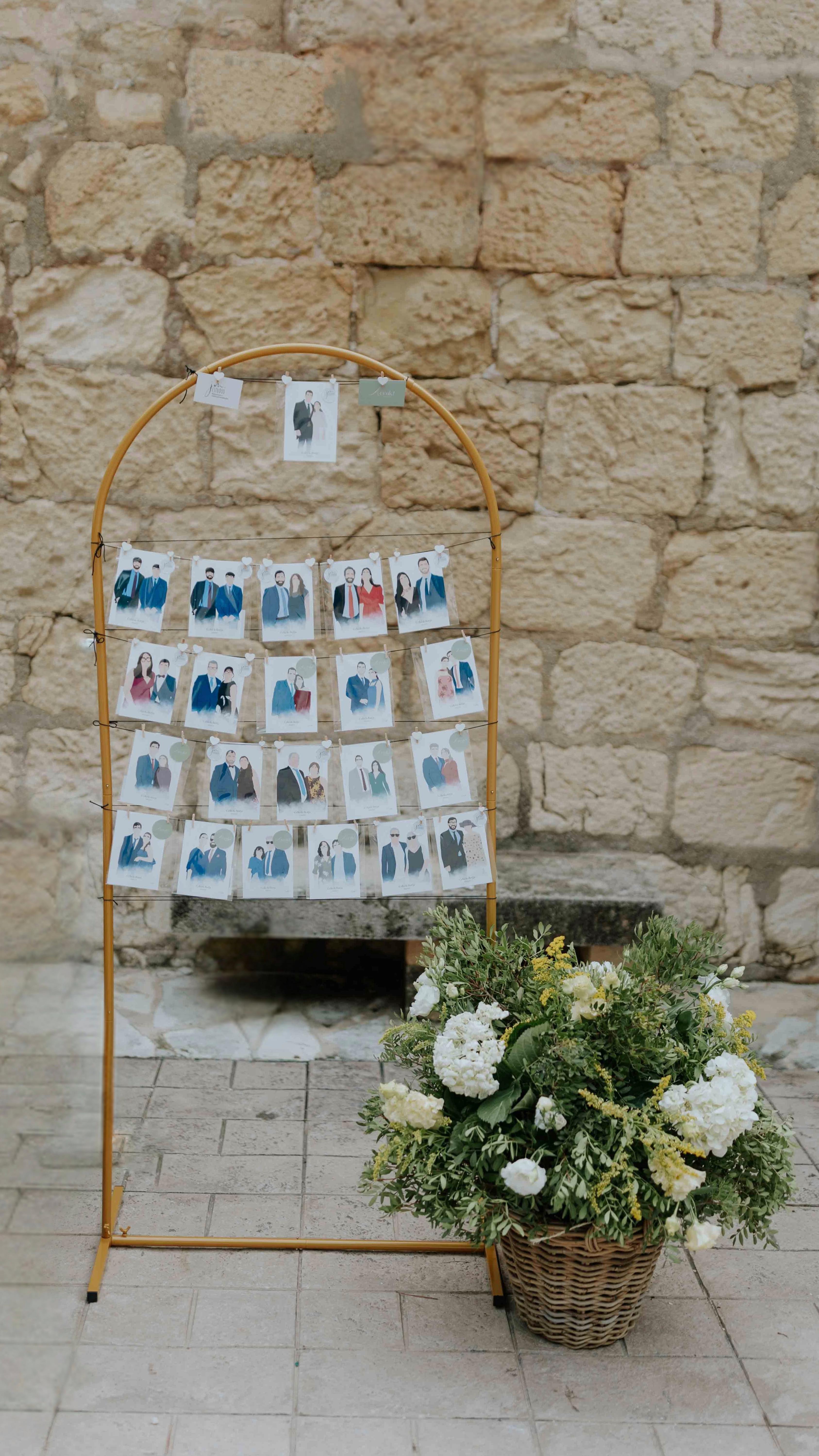 💍✨ Lo más bonito de una boda son las reacciones auténticas… esas sonrisas, miradas y gestos que cuentan mil historias.
En la boda de Celia y Borja vivimos momentos mágicos gracias a nuestro servicio de Live Art, donde realizamos ilustraciones digitales en directo 🎨
Ver la emoción de sus invitados al verse reflejados en una ilustración fue simplemente inolvidable 💫
Si quieres que tus invitados vivan la misma experiencia, ¡estás a tiempo!
📅 Aún quedan fechas disponibles para 2025 y la agenda 2026 ya está abierta.
🎨Mi compi @jm.estudioart
✨ @celiapuigd y Borja
💒 @fincatorrebosch
🌸 @lasfloresdeaurora.es
🪞 @palet.mood
📷 @javierberenguer
#LiveArt #BodasConEncanto #MerakiIlustraciones #JMEstudioArt #IlustracionesEnDirecto #ArteEnVivo #Bodas2025 #Bodas2026