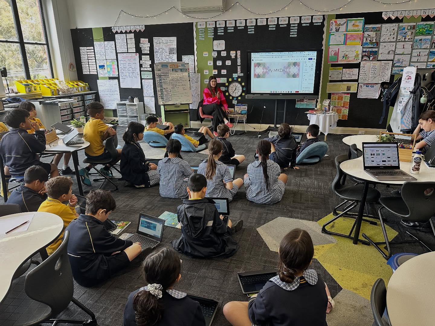 💻 Last week in MKDA, our 3/4s became web designers! We ran an awesome workshop teaching them how to create our own websites using Google Sites. We explored accessibility and smart web design to make our pages both creative and inclusive! ✨