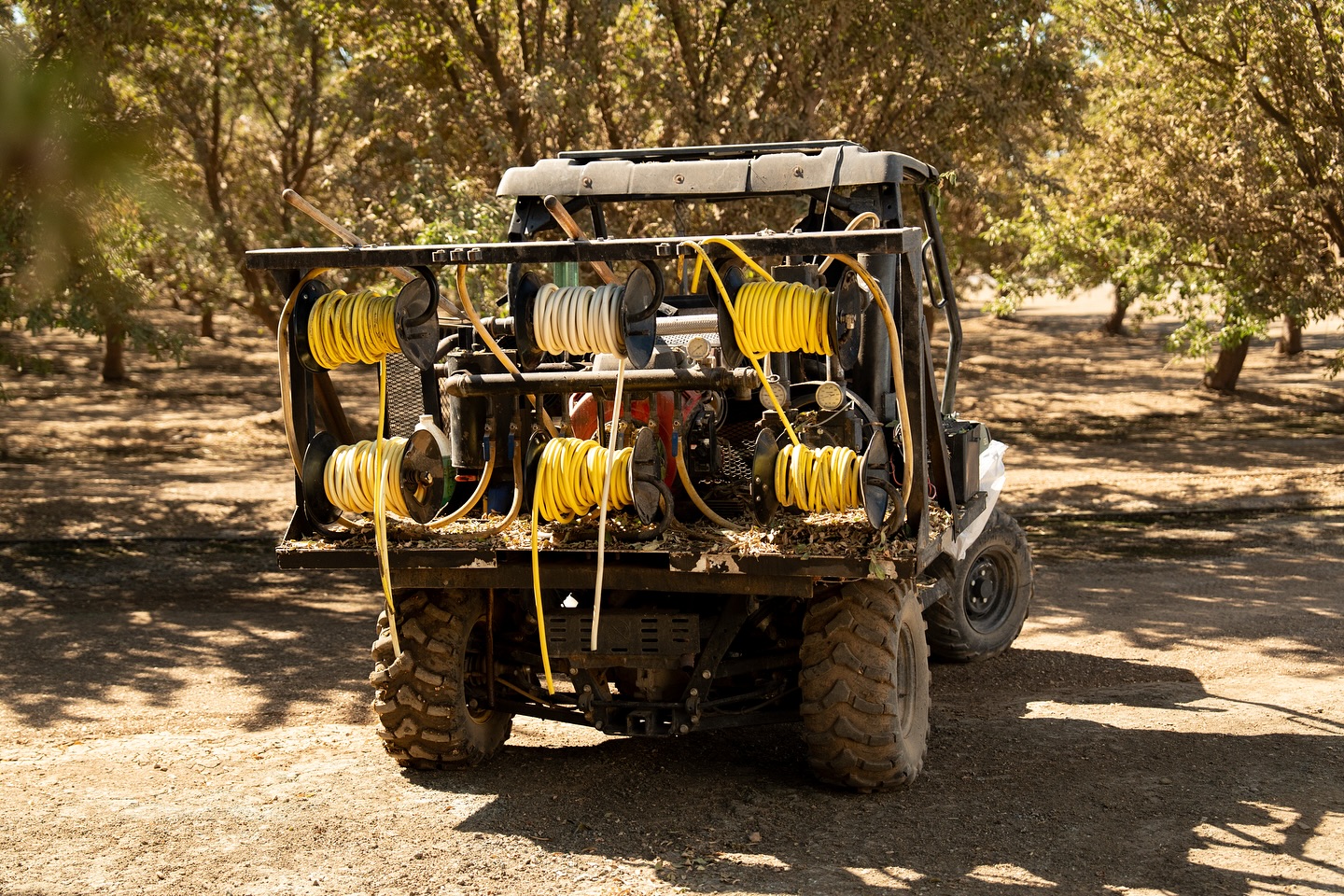 Protect your ground. Protect your yield. Caddyshack Rodent Control โ Ag focused rodent solutions that work.๐พ
North & Central Valley: (209) 564-8207 โ Brian Silveira
South Valley: (559) 395-2537 โ Gilbert Campos #rodentcontrol #rodentsofinstagram #pestcontrol #agservices #agriculture