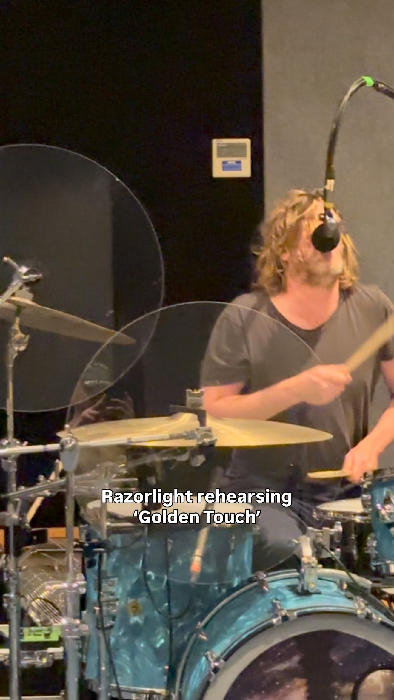 Keeping it tight.
#razorlight #rehearsals