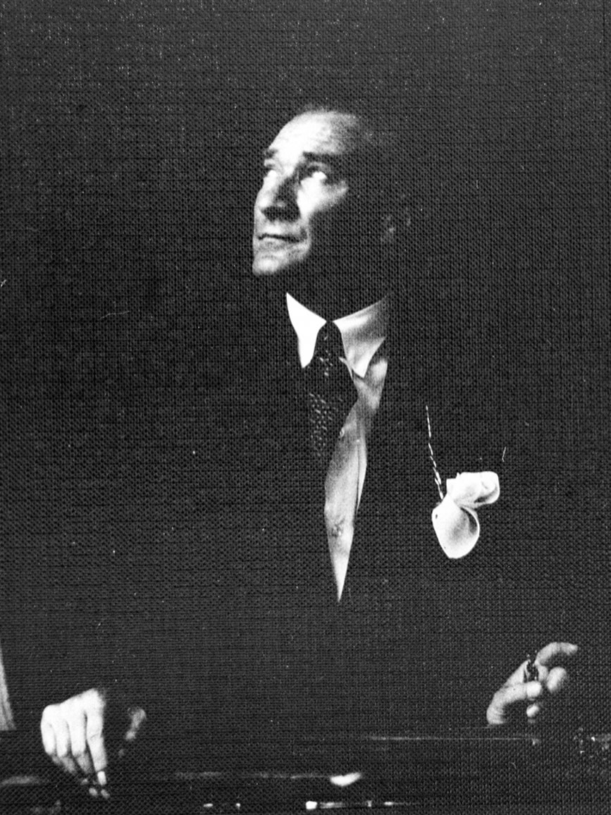 Sonsuz minnet ve özlemle…
Bize bilimi, ilerlemeyi ve özgürlüğü miras bırakan Ulu Önder Gazi Mustafa Kemal Atatürk’ü saygıyla anıyoruz.
@itu1773 @ituprojetakimlari