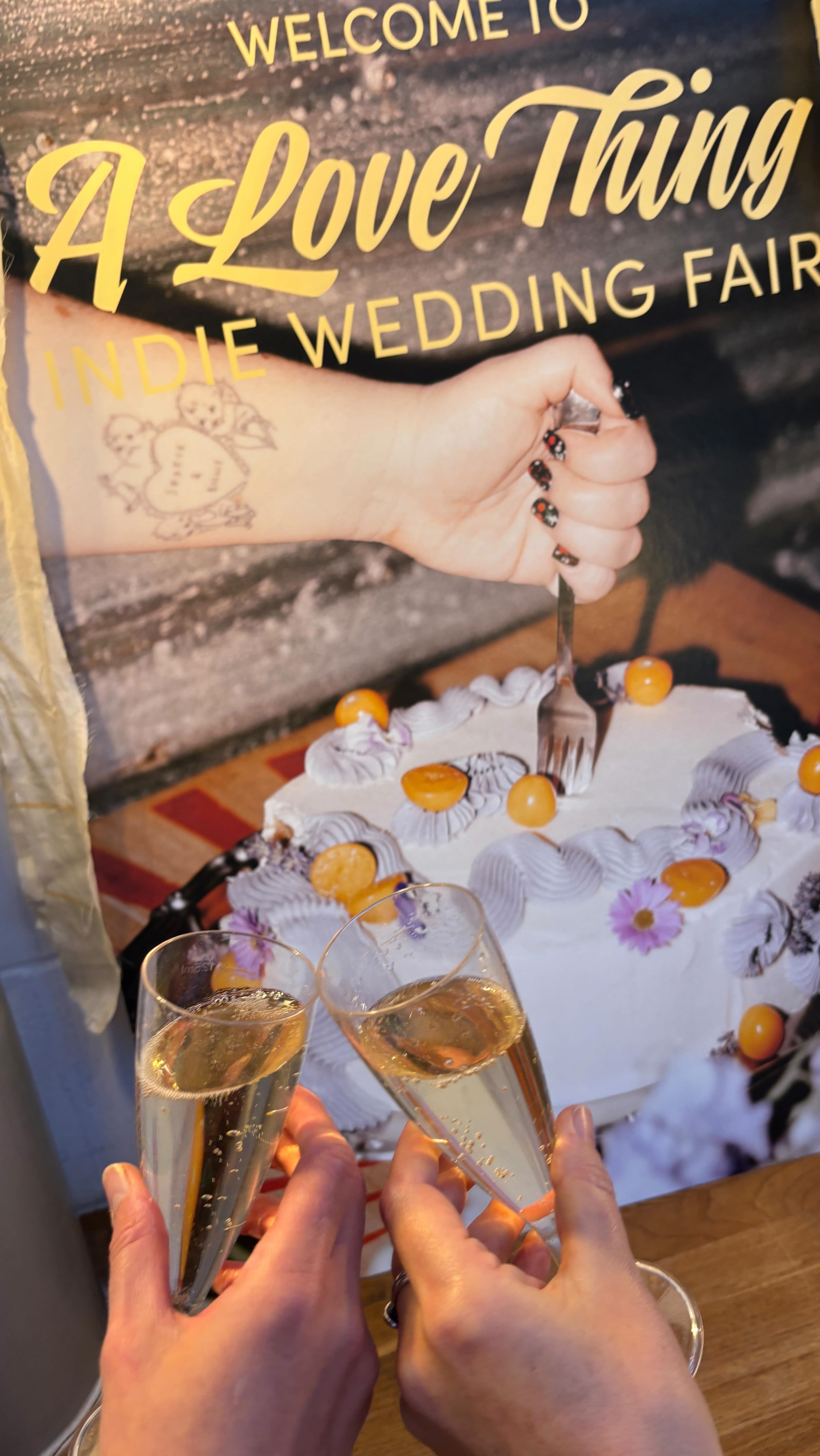 A little snippet of the 2nd @alovethingwedding fair that took place on Sunday. I’m still buzzing from such an epic day…if I met you drop me a message and say hi!
Suppliers who attended:
@deck_above
@sugarbuttonscakes
@edge_by_imogen_davison
@virgo.bakery.norwich
@bignappizza
@standingroomonly.norfolk
@ashleighthesunshinecelebrant
@the.educator22
@nayabridal
@bloomroomnorfolk
@ninaaliceblooms
@wild_flori_
@glitter_and_glo
@brunettiartistry
@emmashaw_photography_
@wildkin.weddings
@thriftless.shiftless
@jessicarenphotography_uk
@laodstyles
@ilikepensstudio
@nacweddings
@travelwith_becca
@amyannabelleevents
@heartshapedfilms