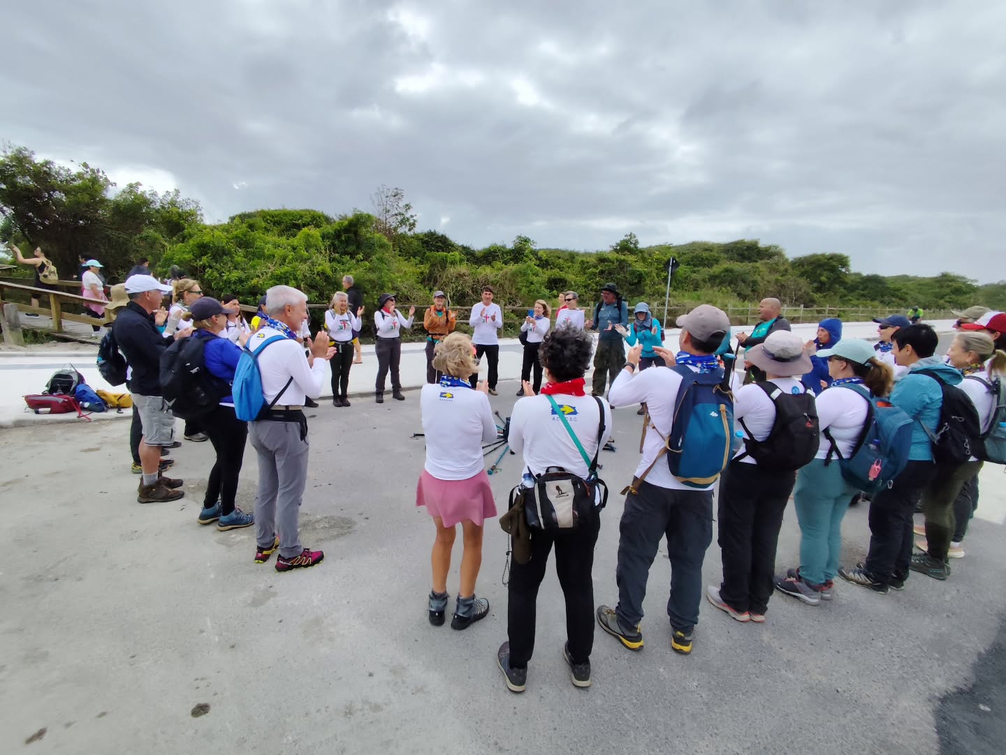Etapa 7 do Caminho da Ilha - dos Ingleses (trilha da Feiticeira e trilha do Rappa) até Jurerê (Forte Santo Antônio). 👣👣🥾🥾👏👏🤗