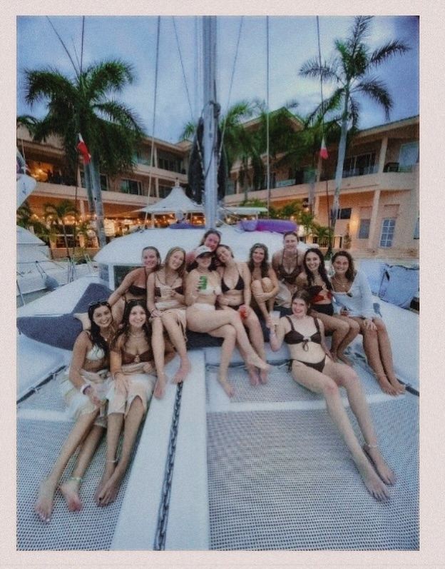 Postcard from Tulum. 🛥️