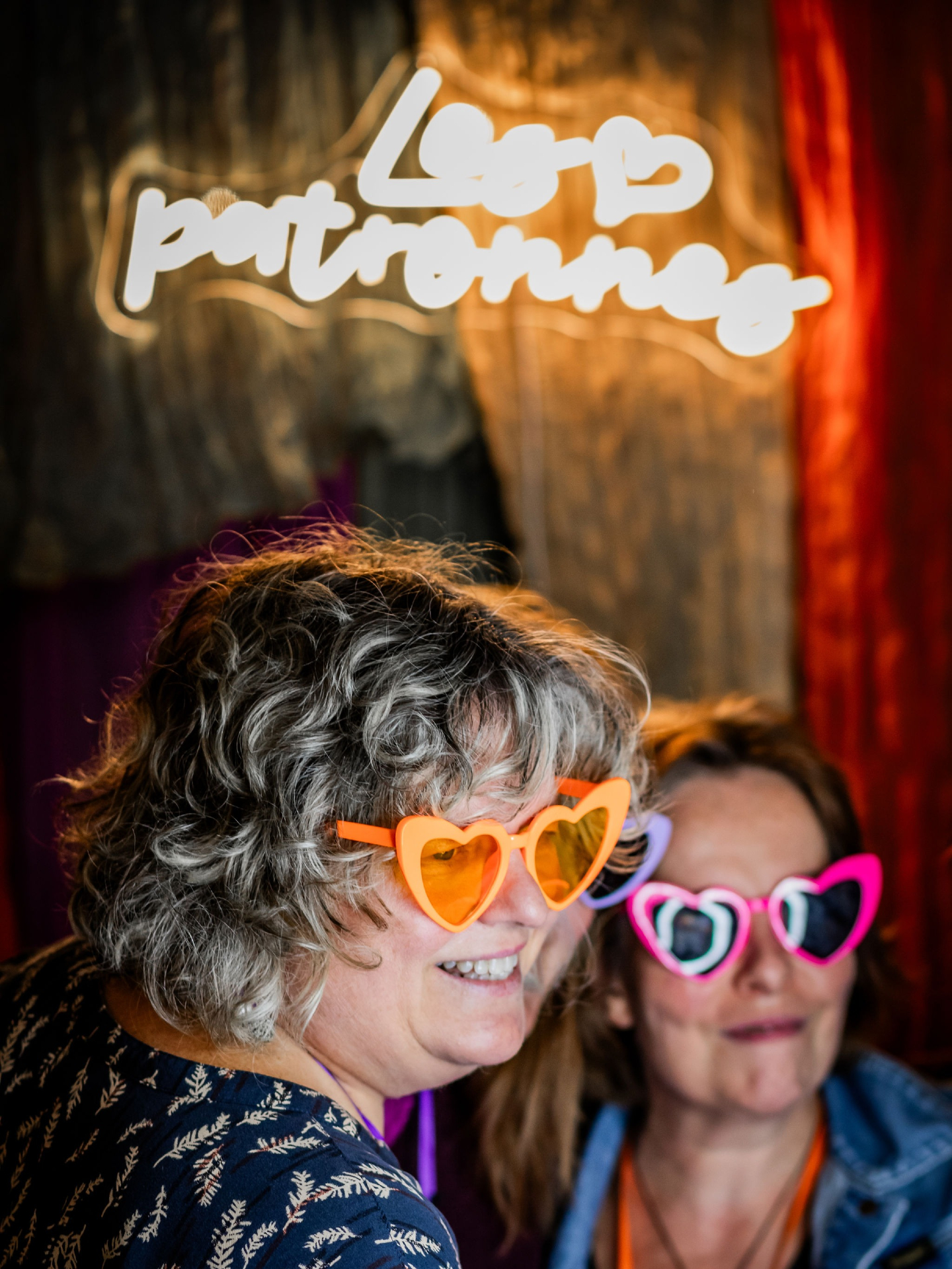 TIC TAC, TIC TAC... ⏰ Dernières heures pour rejoindre Le Cercle des Patronnes® à 29€/mois (à vie !) !
Ce message est URGENT et direct : demain, le 31 octobre à minuit, le tarif de 29€/mois pour Le Cercle des Patronnes® passe définitivement à 49€/mois.
C'est votre toute dernière chance de vous assurer un accès à cette communauté d'exception à un prix que vous garderez À VIE.
Pourquoi ne devriez-vous pas laisser passer cette occasion ?
Le Cercle des Patronnes®, ce n'est pas juste un groupe. C'est votre cocon d'excellence, votre laboratoire de renaissances, et la sororité dont vous avez besoin pour :
(Re)trouver la clarté : Définir une vision limpide pour un business qui fait "ce que vous êtes".
Débloquer la création de contenu : Grâce à notre "Prompt Alchimique" exclusif, transformez vos idées en posts magnétiques pour toutes vos plateformes, en quelques minutes. Fini le syndrome de la page blanche !
Booster votre rentabilité : Accédez à des stratégies éprouvées pour attirer des clients de cœur qui valorisent (et paient !) votre expertise.
Ne plus jamais vous sentir seule : Une sororité d'entrepreneures d'expérience pour le soutien, les partages, l'intelligence collective et la motivation.
Des ressources en or massif : Modules d'alignement, workshops sur le storytelling, le branding, des tutos IA, une boîte à outils complète (Canva, Metricool...).
Mon expertise de Mentore des Pivots & Directrice Artistique : Pour vous guider sur votre stratégie ET l'incarnation visuelle de votre marque.
Demain soir, cette porte se referme sur ce tarif. C'est un investissement infime pour la transformation, le soutien et les outils que vous allez y trouver. Ne laissez pas le doute vous faire manquer cette opportunité de faire partie d'une tribu qui vous tire vers le haut.
Prête à faire le grand saut et à vous offrir le soutien que vous méritez ?
➡️ Rejoignez Le Cercle des Patronnes® MAINTENANT à 29€/mois (à vie !) : Lien en Bio
C'est le moment ou jamais d'investir en vous et de vous entourer des bonnes personnes pour votre Renaissance.
Qui nous rejoint pour cette aventure ? Dites-le-moi en commentaire ! 👇
📷 @babouchkatelier