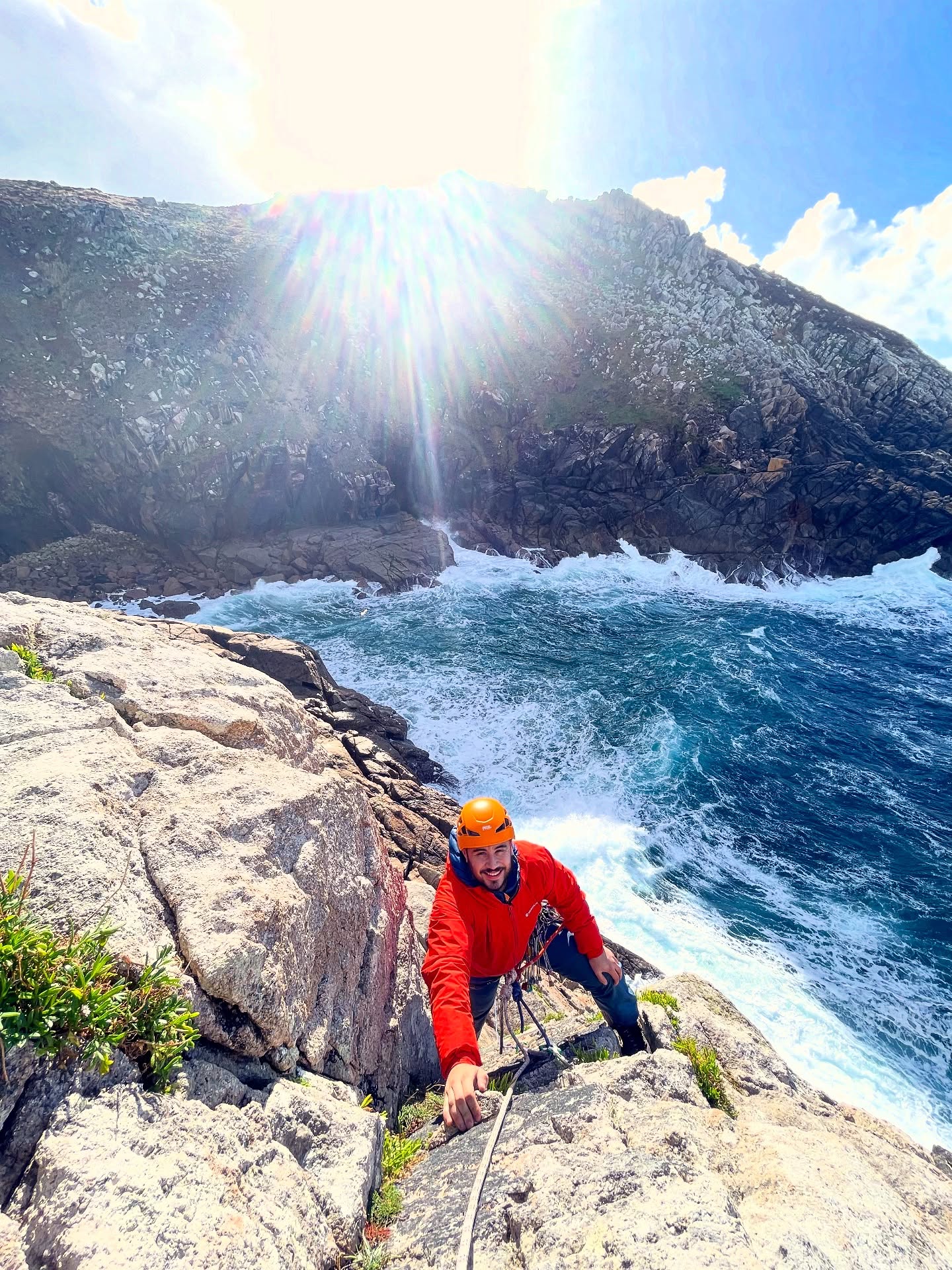 Day out with Josh down Halldrine on Saturday; braced for all the weather, we had chilly northerly but still lots of sun! A whole morning building anchors before heading out to the crag #rockclimbing #rockclimb #climb #climbing #cornwall #adventure #adventuretime #explore #exploremore