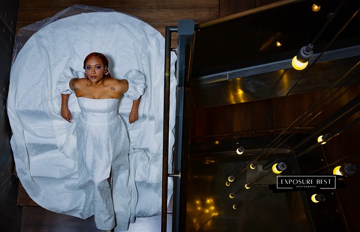 This set featuring the gorgeous @emma.scot modeling a one of a kind, handmade wedding gown by @reneegrace_bridal was so fire that I just had to over share. You can see images from this set as well as a few other custom dresses in @cincinnatistyle last magazine issue. Interested in ordering a copy? Send me a DM