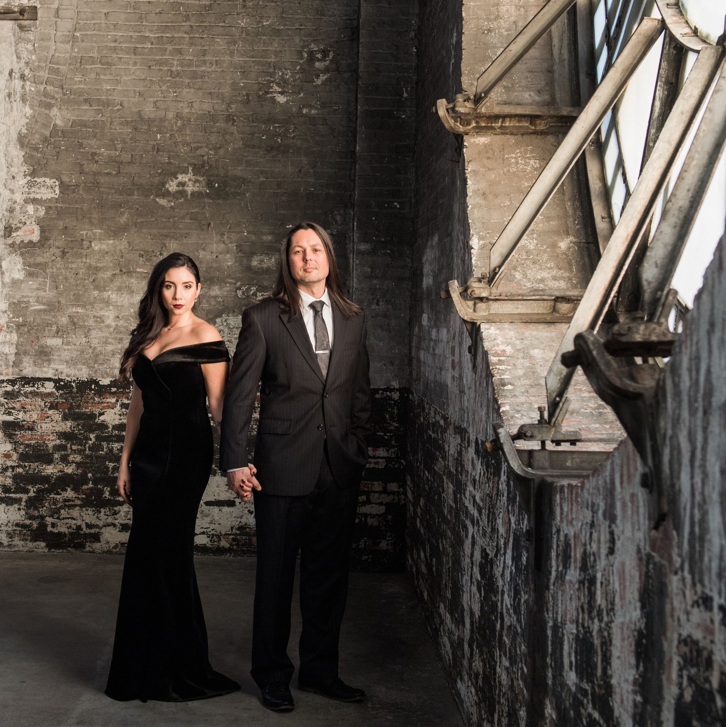 🫀“Hearts are wild creatures; that’s why our ribs are cages.” 🦇
🖤 Morticia Addams, The Addams Family
Happy Halloween, hope you have a lovely day with your "Cara Mia"!👻
Photography: @saravarsphotography
Venue: @cloisterscastle
Caterer: @thepantrycatering
Hair and Make-up: @vintageveils
Owls: Wedding Doves for Love
Wedding Coordinator: @brittanymeadeevents
DJ: CJ with @crowentertainment
___
📸 Sara Vars
💍Weddings & Engagement Photographer
📖 Specializing in Classic Editing & Storytelling Style Photography
📍 Maryland, DC, Virginia
🔗Link in bio for Availability 📅