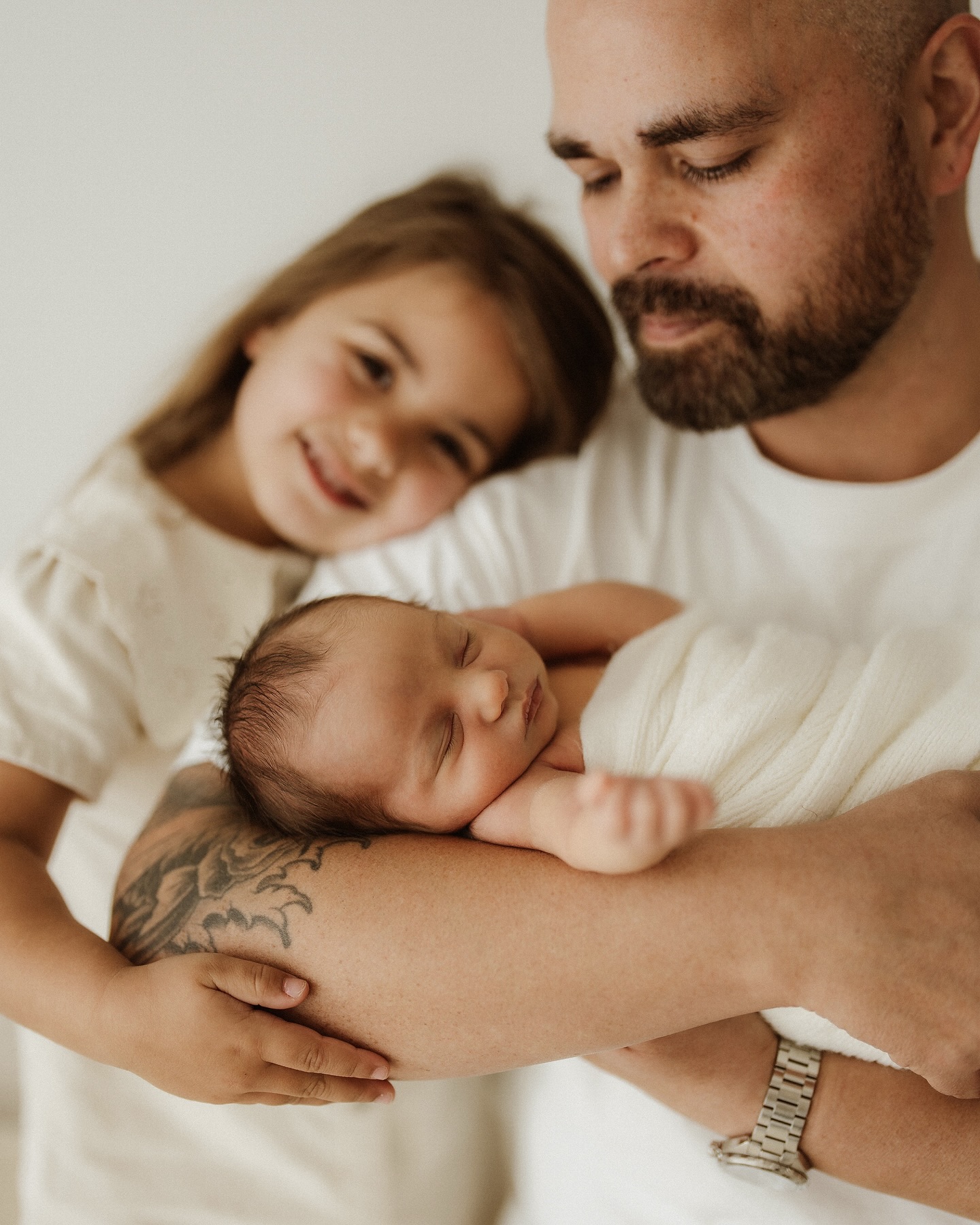 Photographing this gorgeous fam again, this time with their newest little bundle and oh my heart, he’s perfect ✨