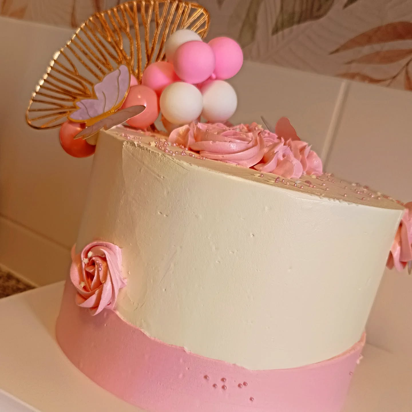 Un petit gâteau, une grande dose de bonheur ✨
Chez Les Gâteaux de Noé, on croit qu’il faut savoir se faire plaisir, sans culpabilité.
Un moment doux, un bon goût, et tout va mieux 💕
#lesgateauxdenoe #plaisirgourmand #momentssucrés #faitavecamour❤️