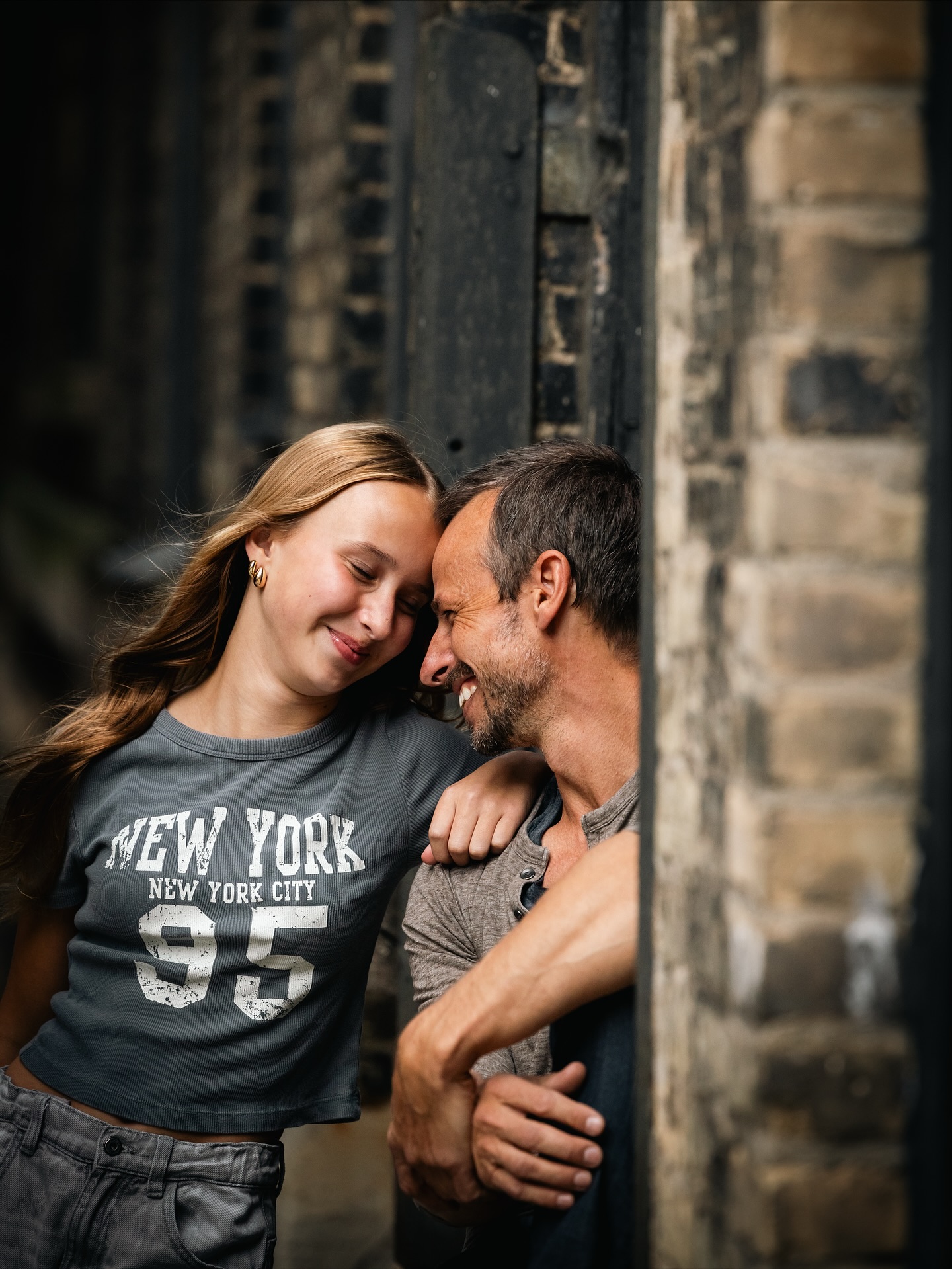 We love Dad & Daughter photos! An adorable session with Brad & Nika in downtown Milwaukee 😍
#mke #milwaukeephotographer #thirdwardmke #milwaukee #familyphotography