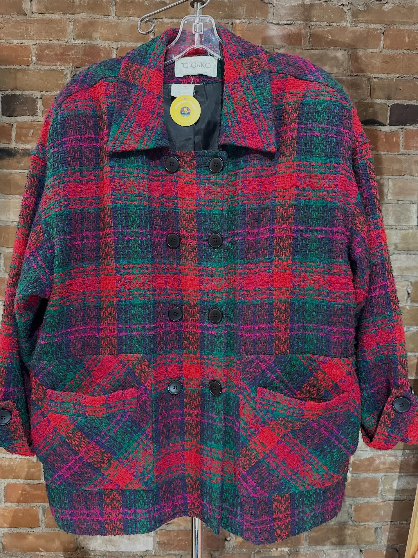 New at Weekenders!
What an amazing haul, like I am OBSESSED 🤩 even kinda surprised about the pocket finds too!
If I wasn’t built like a linebacker with boobs I would totally keep the Toto and Ko wool jacket.
And can we have a moment for the 60’s handmade velvet dress? That cute lace collar is to die for.
Best for last, I FINALLY have 1970’s denim. Dare I say what could’ve a suit?! Custom made and petite. Denim jacket with pocket finds! And yes that YMCA receipt reads 1977! Not to be outshone is the patchwork bell bottoms. The detail. The quilting. The fabric and suede. 🤤 OBSESSED! These definitely won’t last long.
Stop in to Weekenders! Here Wednesday to Sunday 11-4.
Oh and CeCe says hi 🐈⬛