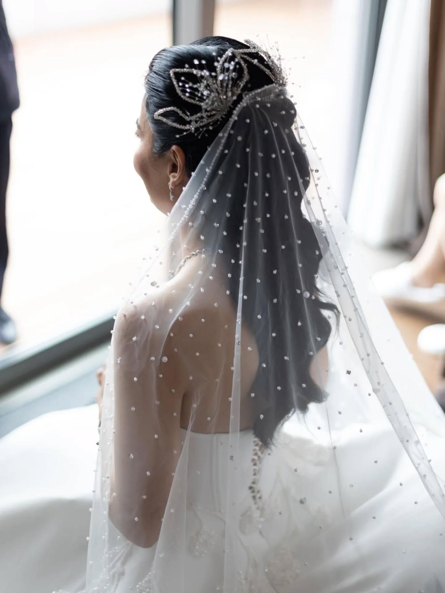 A moment to remember forever.. our beautiful bride İpek looked stunning in her Nova Bella gown, filled with love and grace.
Congratulations to the lovely couple, wishing you a lifetime of happiness together. #novabellabride 💕🪽