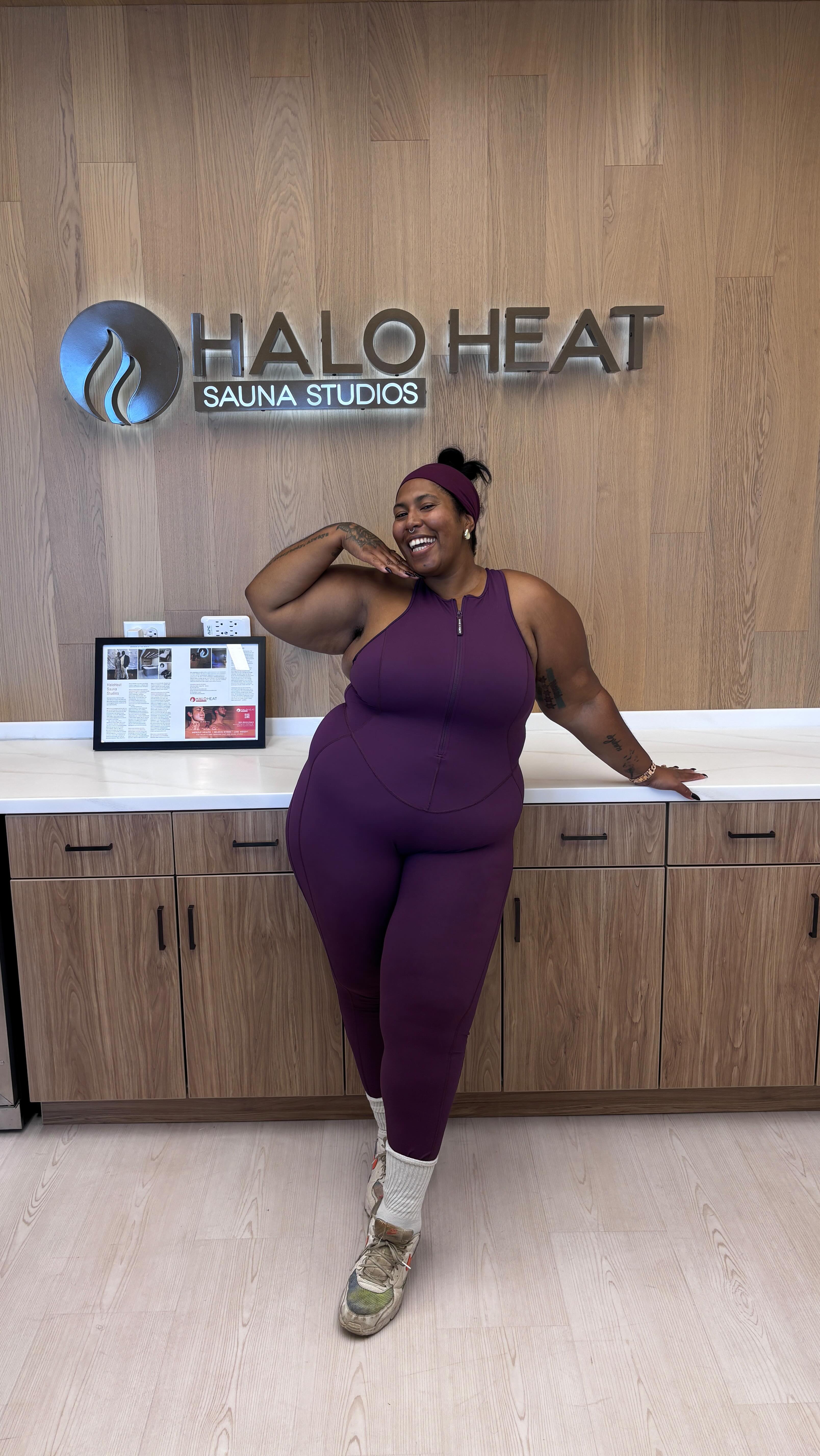 After a few weeks of lifting heavy and run training, I decided it was a good time to use my rest day to go relax at @haloheat_sauna
Not only did they walk me through all of their saunas and light therapy options, but they made sure I was well taken care of and had everything I needed. I also learned that their owners grow and create all the tea blends that they provide in studio, along with their own sugar cubes. Now if that doesn’t show you that they are all about their customers and community, then I don’t know what to tell you.
All in all it was such an amazing experience and I will 100% be back!
#restdays #saunalife #blackgirlblogger #blackgirlswhoblog #chicagoland #resetyourbody #selfcareroutine #fitnessroutine