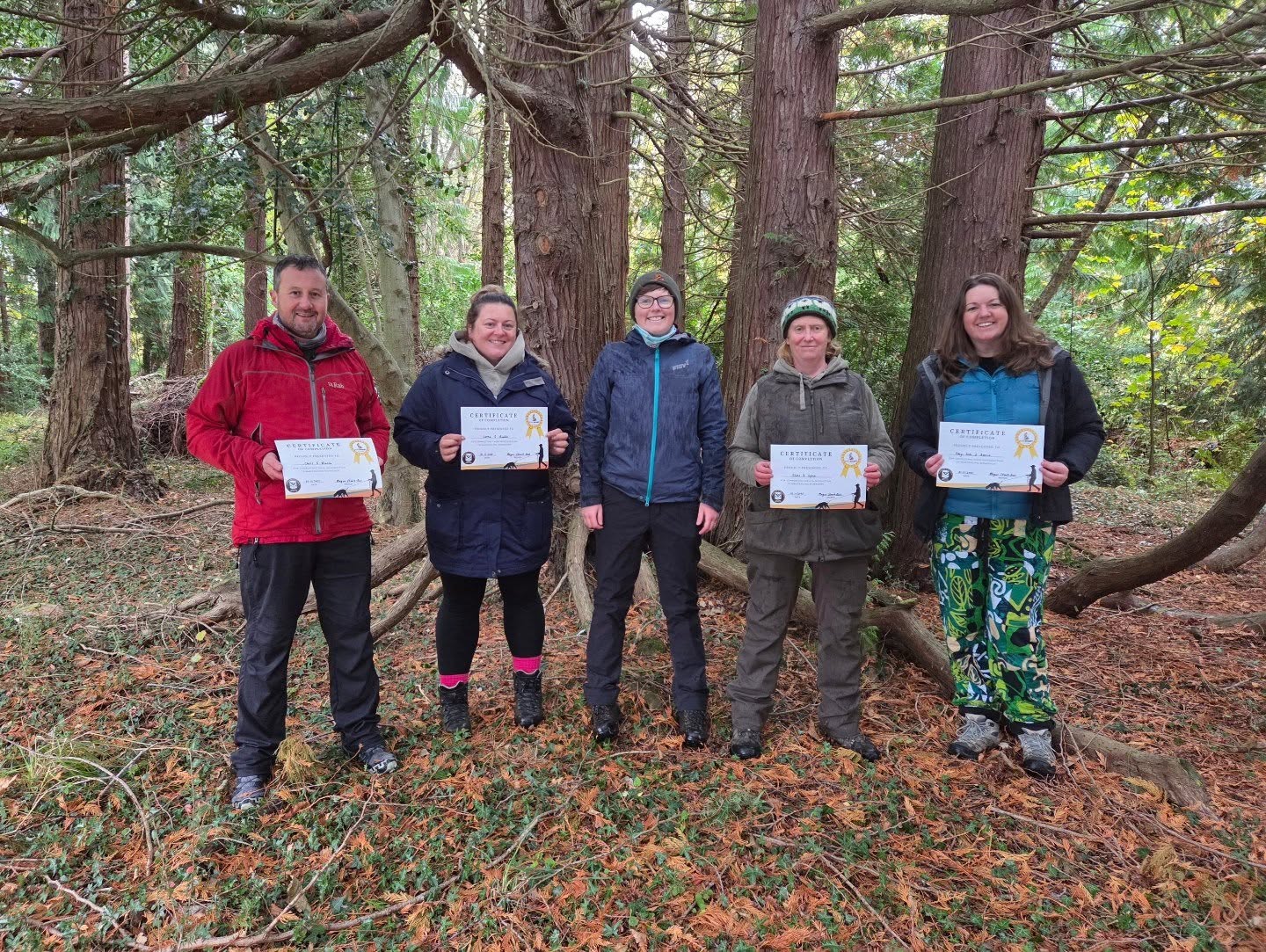 Reel coming up to show off the fantastic dogs that completed their introduction to Mantrailing this morning at @dallasdhuhouse
#mantrailing #dogtraining #trailing #scentsports #giveyourdogajob #loveyourdog #dogs #petdog