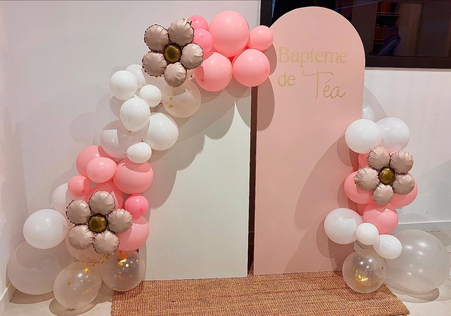 JALMA’Event ✨ B A P T E M E ✨
Je vous accompagne dans tous vos événements importants :
MARIAGE | BABY SHOWER | GENDER REVEAL | NAISSANCE | BAPTÊME | ANNIVERSAIRE | ÉVÉNEMENT PROFESSIONNEL
De la décoration à la personnalisation il n’y a qu’un pas. Tu as envie d’une décoration unique pour célébrer la naissance de ton bébé, son anniversaire ou son baptême ?
Alors n’hésitez pas à me contacter par Instagram, par email ou via le formulaire de contact de mon site internet (lien en bio)
@jeannemaho voulait du rose et du doré pour le baptême de sa fille, des couleurs douces pour célébrer ce bel événement en famille et entre amis.
Un grand merci à toi pour m’avoir fait confiance.
#event #decoration #eventdecoration #decorationbirthday #bapteme #balloons