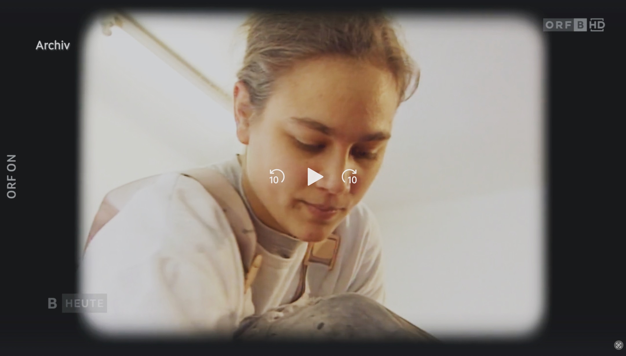 Ein kurzes Portrait wurde gestern im Rahmen der Reportage Heimat großer Töchter und Söhne (ORF) über mich ausgestrahlt. Eingesetzt dafür (und dann umgesetzt) hat sich Inge Maria Limbach. DANKE!
https://on.orf.at/video/14297260/15971187/kuenstlerin-birgit-sauer-im-portraet