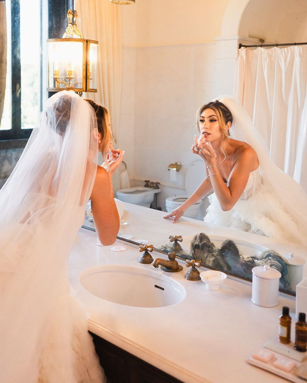 Morning light and soft beginnings.
The air carries promise, the day unfolds in grace.
Love, preparing to meet its own reflection.
→ See more stories of beauty and becoming @gaeadesignevents.
Venue: @lapostavecchiahotel
Photography: @efigenio.studio
Wedding Planner & Designer : @gaeadesignevents
Venue: @lapostavecchiahotel
MUA: @giorgia.bertoldi.mua
Flowers: @ceccottiflowersofficial
Entertainament: @scarlett_entertainment
Dj: @mirkocavallaridj
#planneraddict #plannerlove #planning #happyplanner #weddingvenue #weddingceremony #weddingreception #weddingflowers #weddingdecor #weddingplanning #weddingdetails #weddingplanner