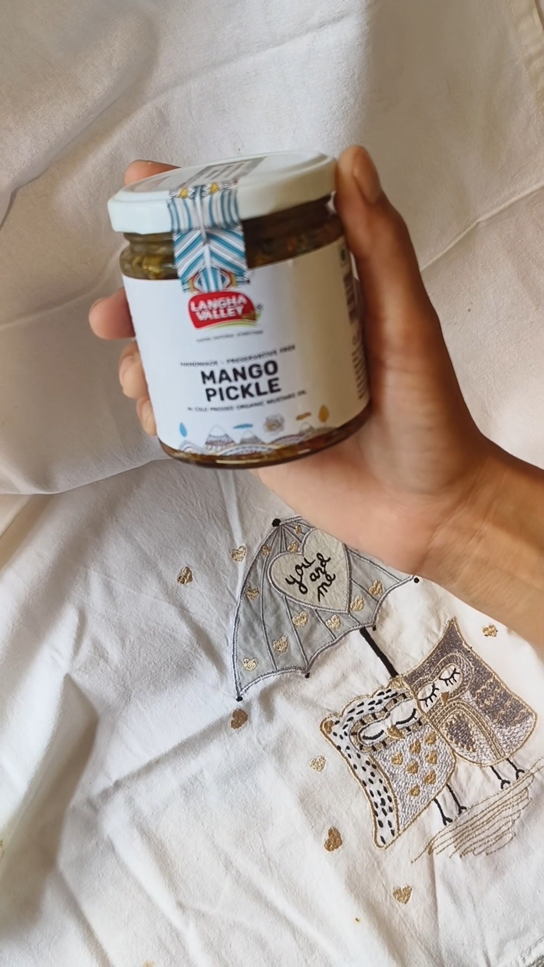 " From fresh mangoes to spicy perfection - made with pure love!"
#traditionalfood #handmadepickle #DesiSwad #desiswad